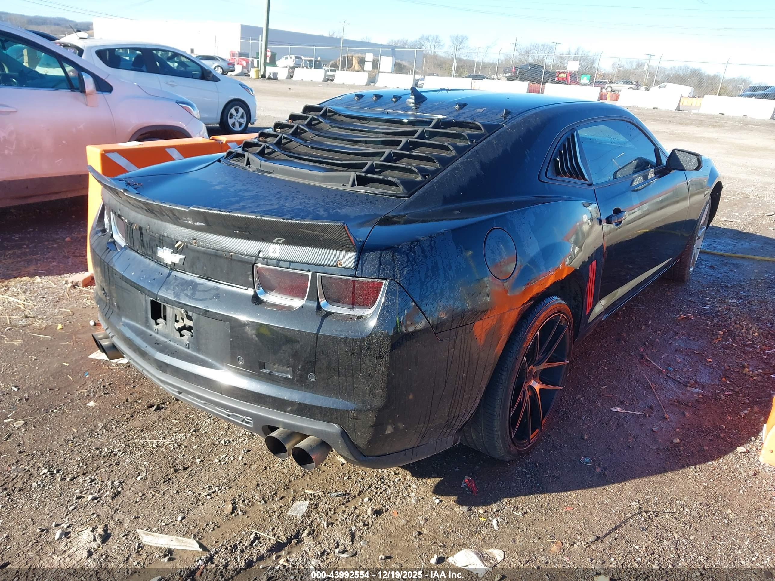 CHEVROLET CAMARO image 4