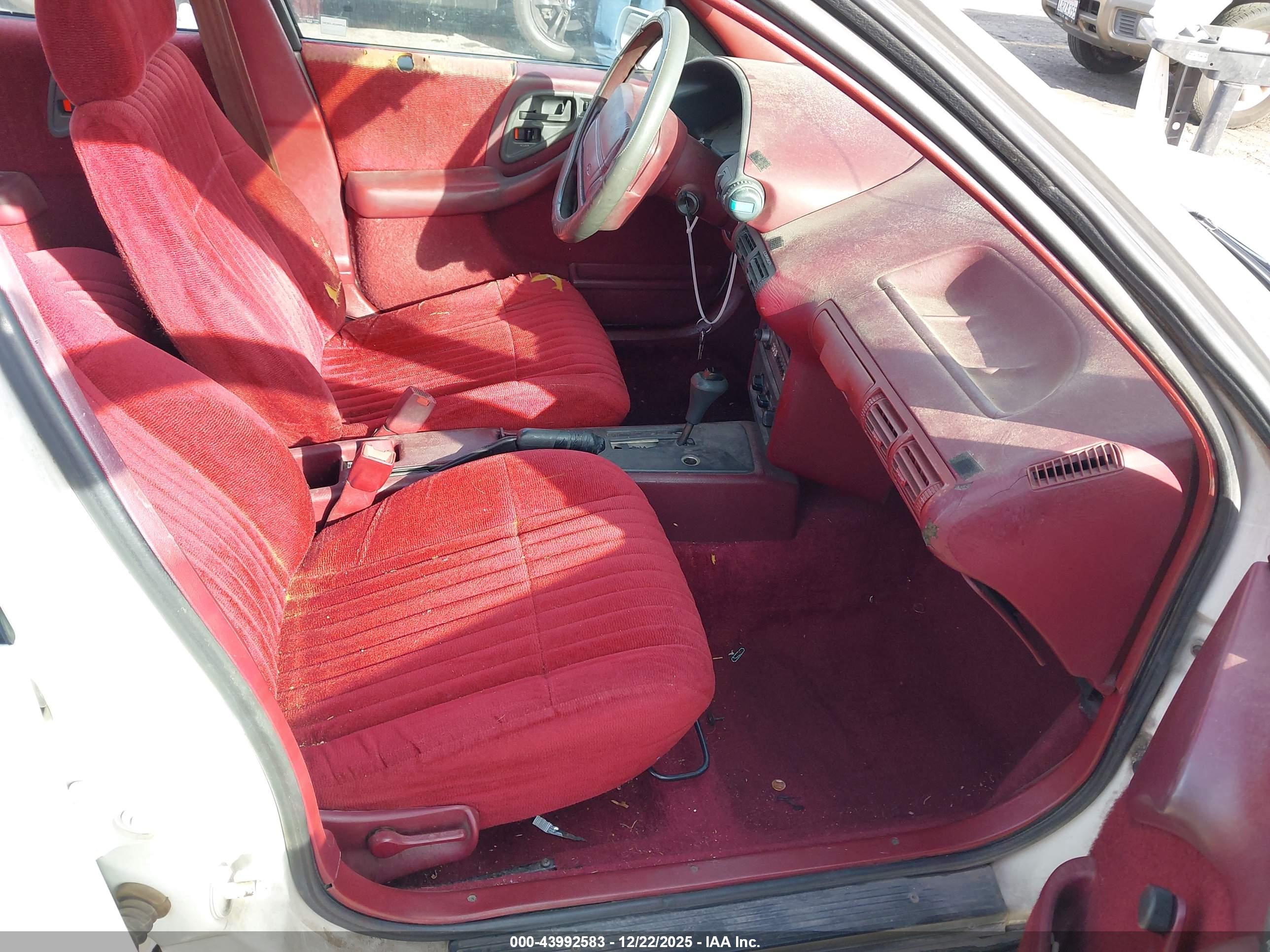 CHEVROLET CORSICA image 5