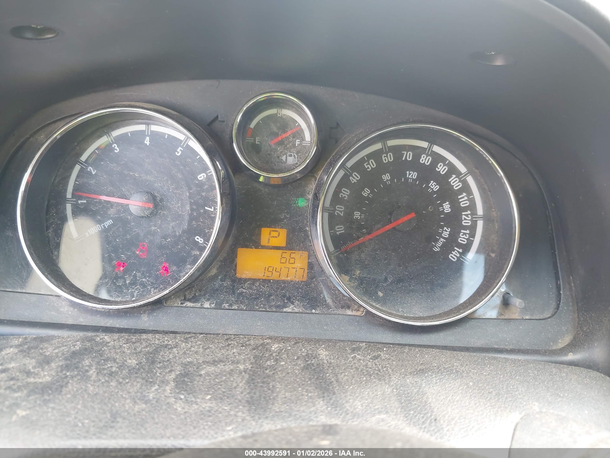 SATURN VUE image 7