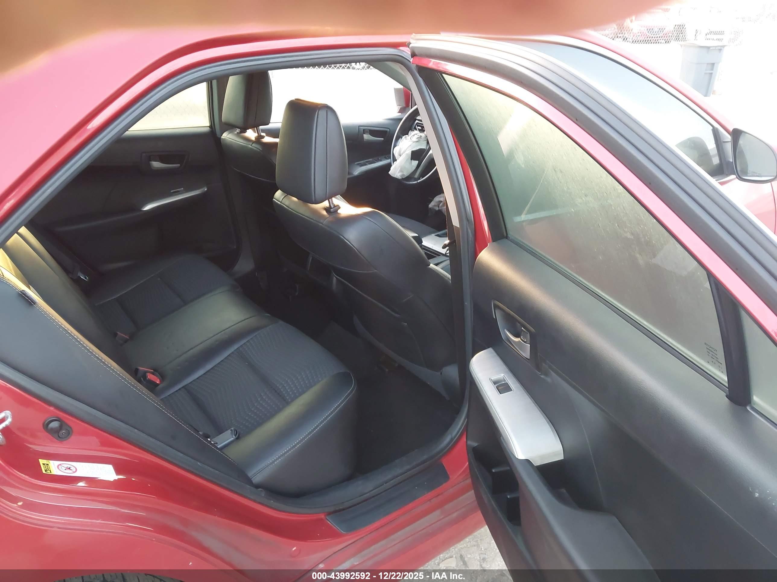 TOYOTA CAMRY image 8