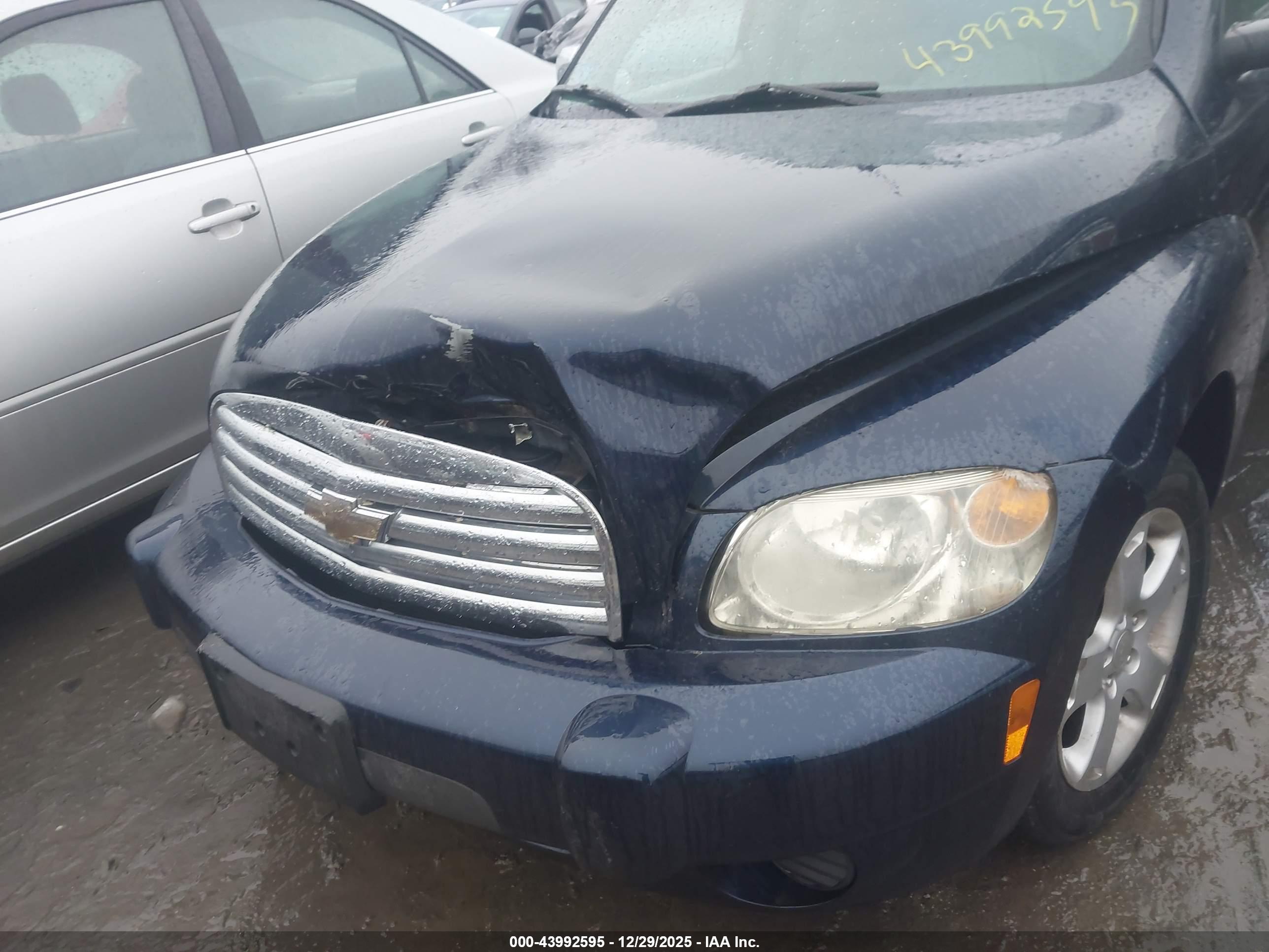 CHEVROLET HHR image 6