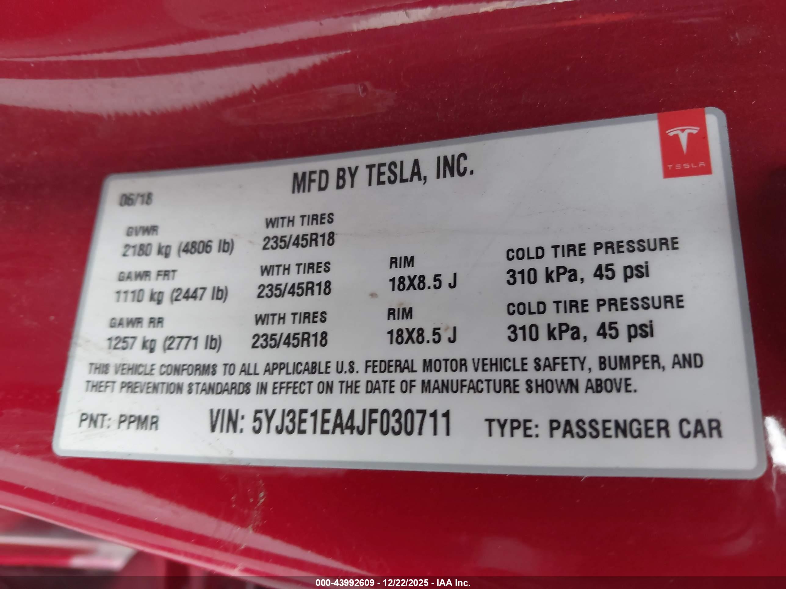 TESLA MODEL image 9