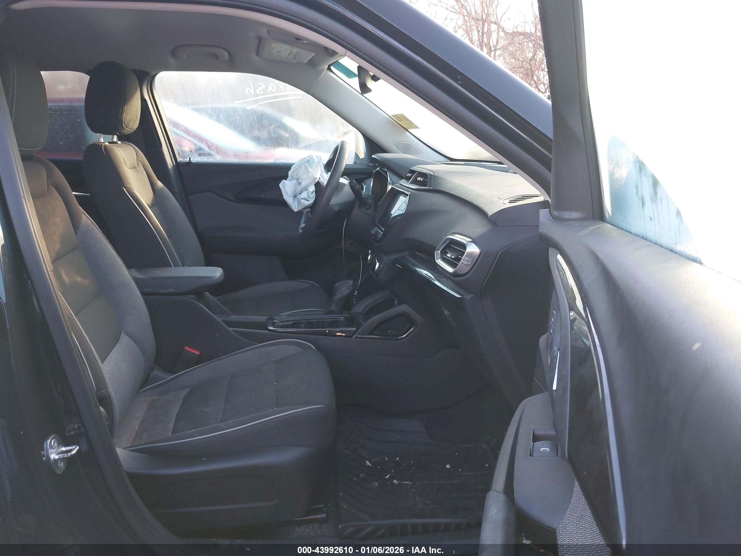 CHEVROLET TRAILBLAZER image 5