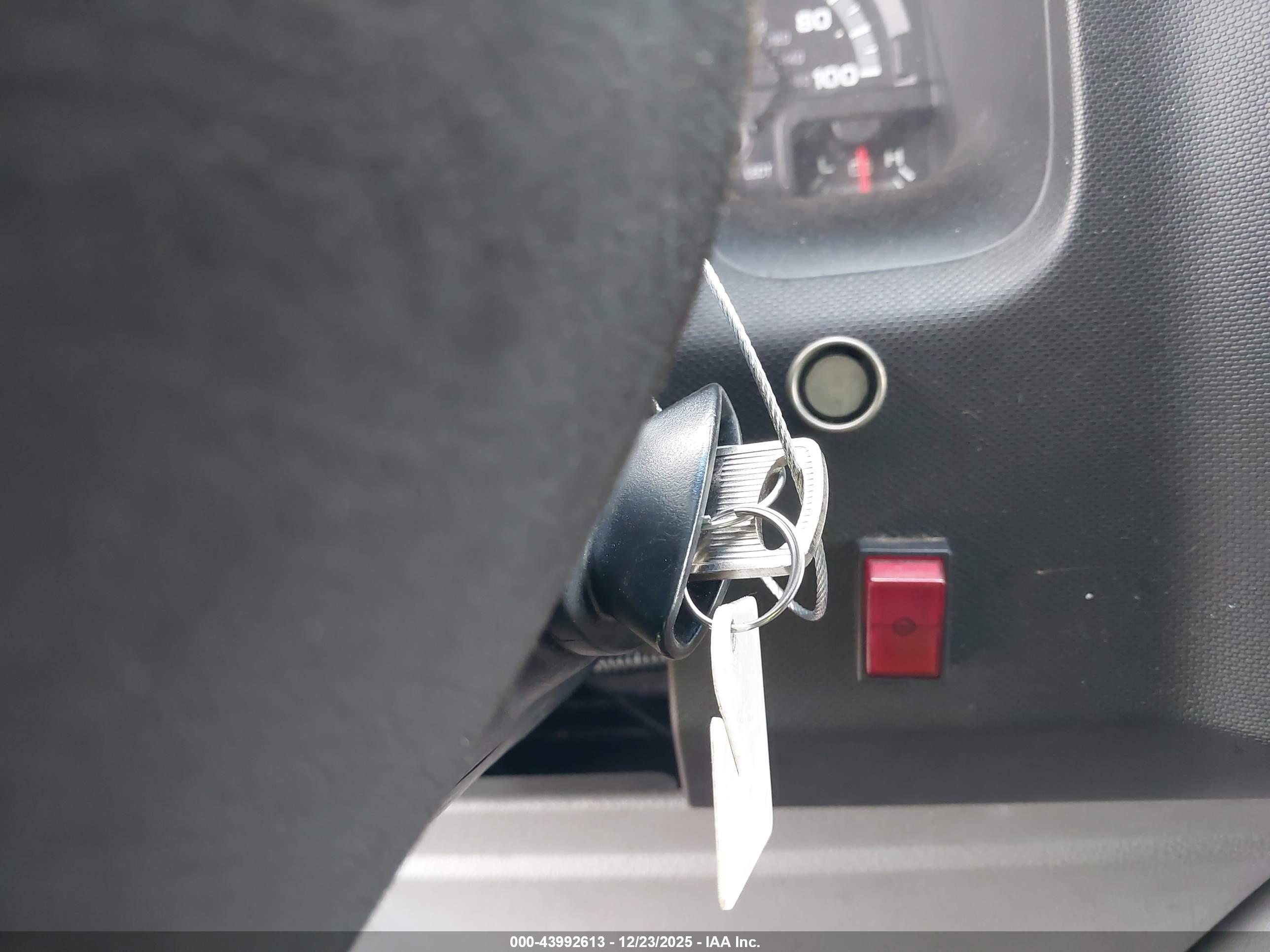FORD E-150 image 11