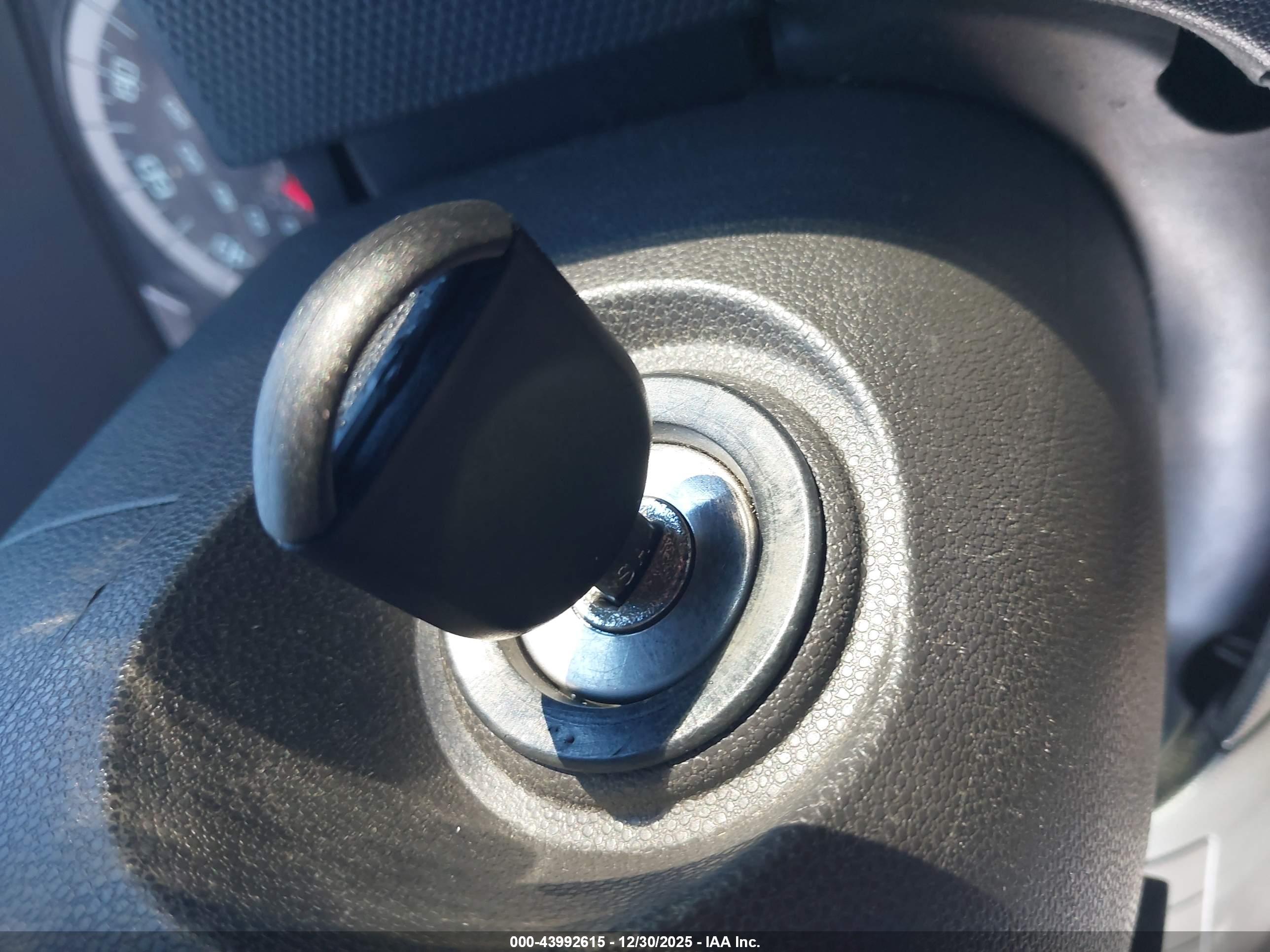 FORD ESCAPE image 11