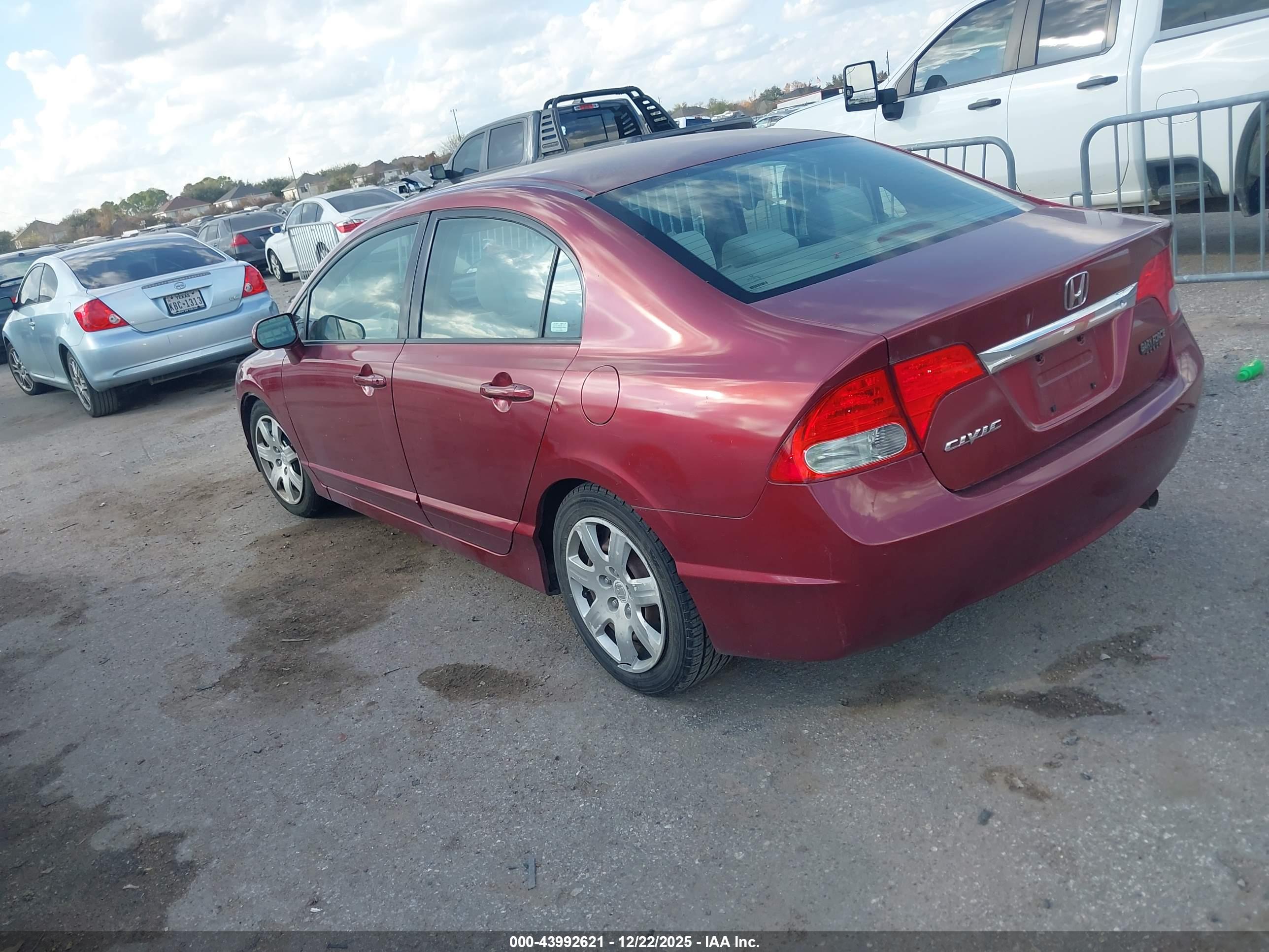 HONDA CIVIC image 3