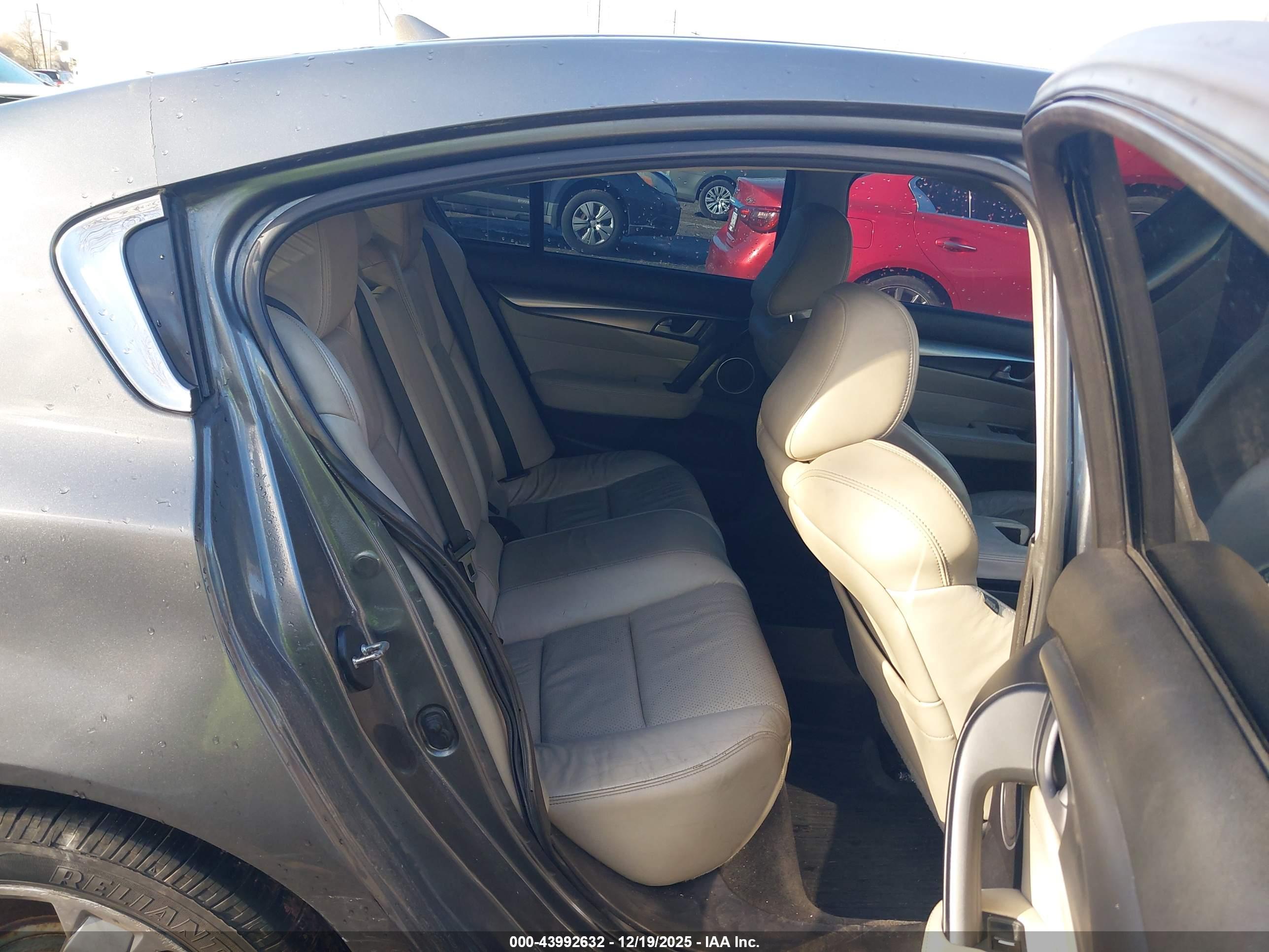 ACURA TL image 8