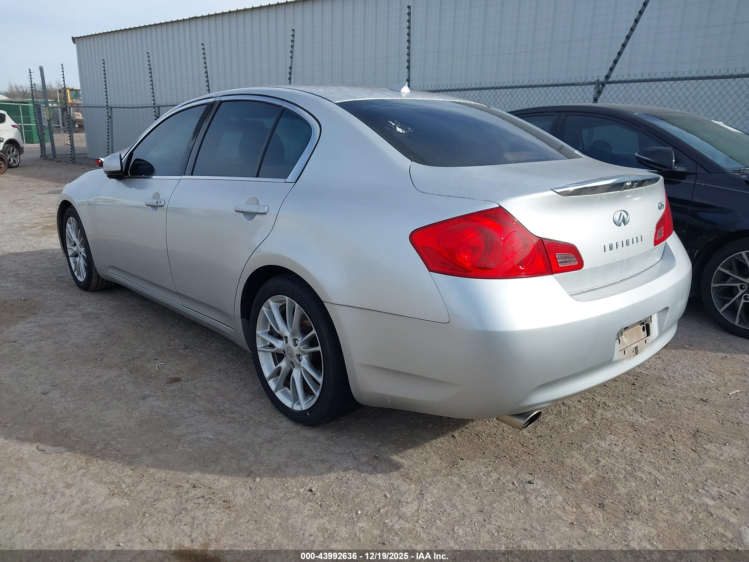 INFINITI G35 image 3