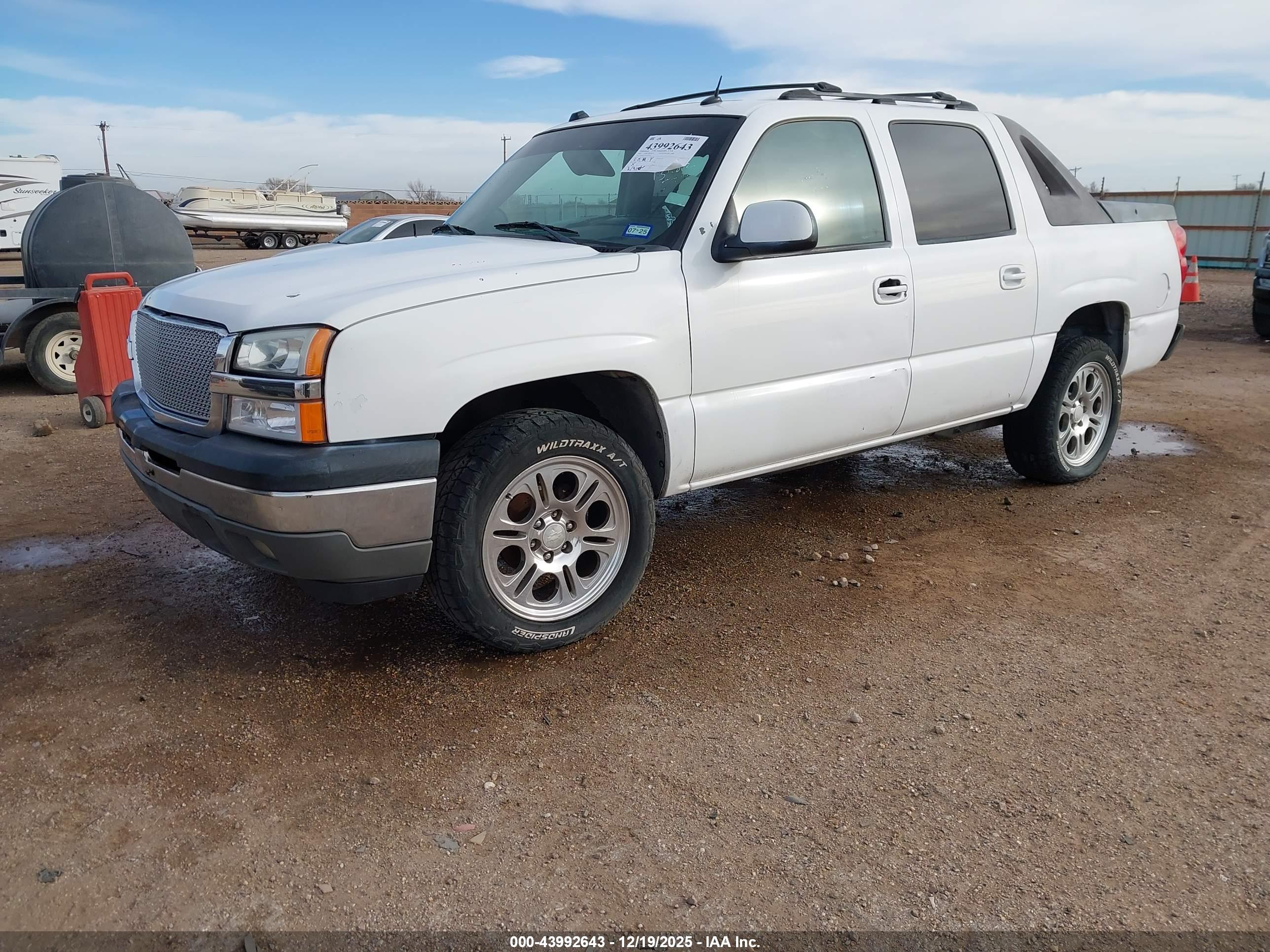 CHEVROLET AVALANCHE image 2