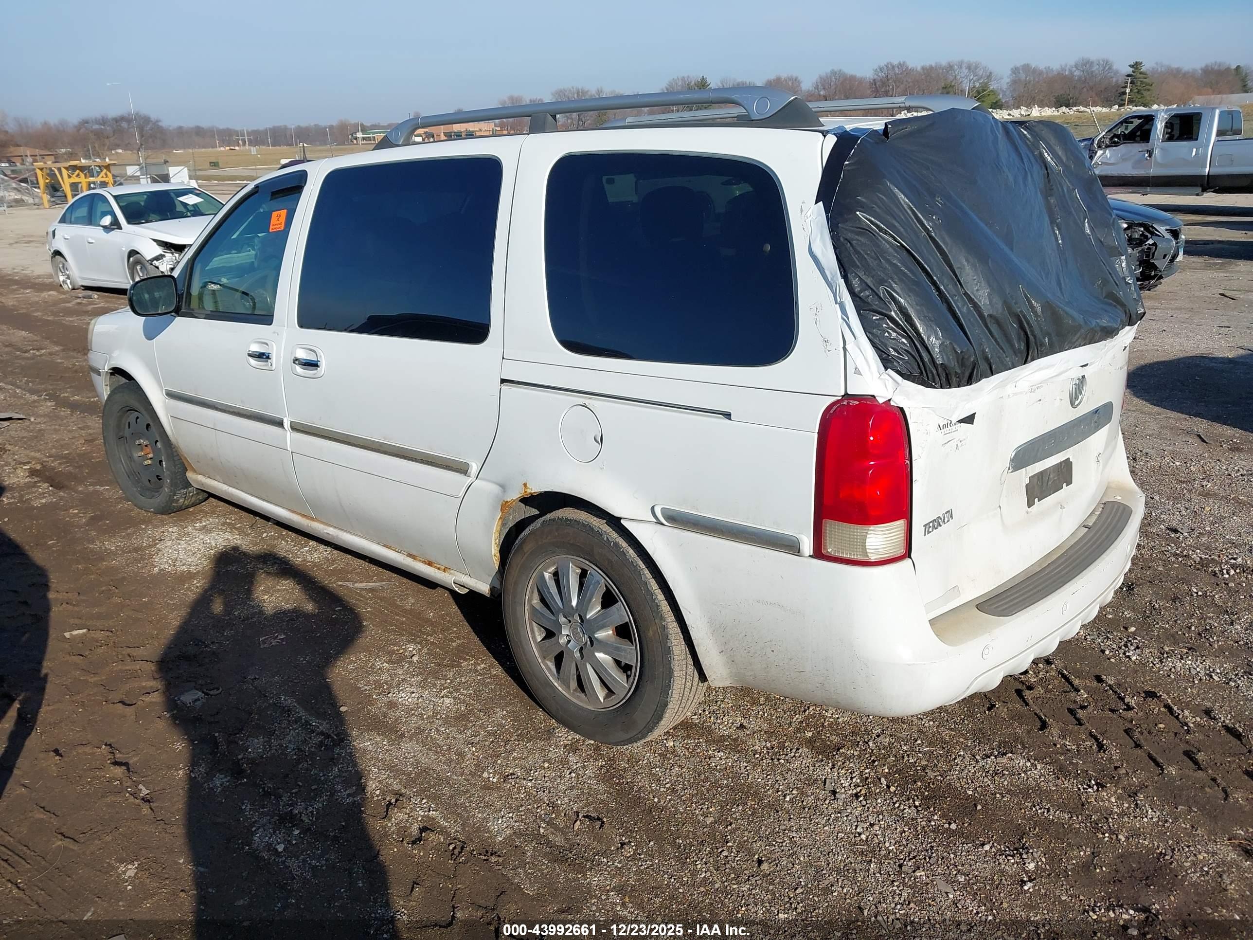 BUICK TERRAZA image 3