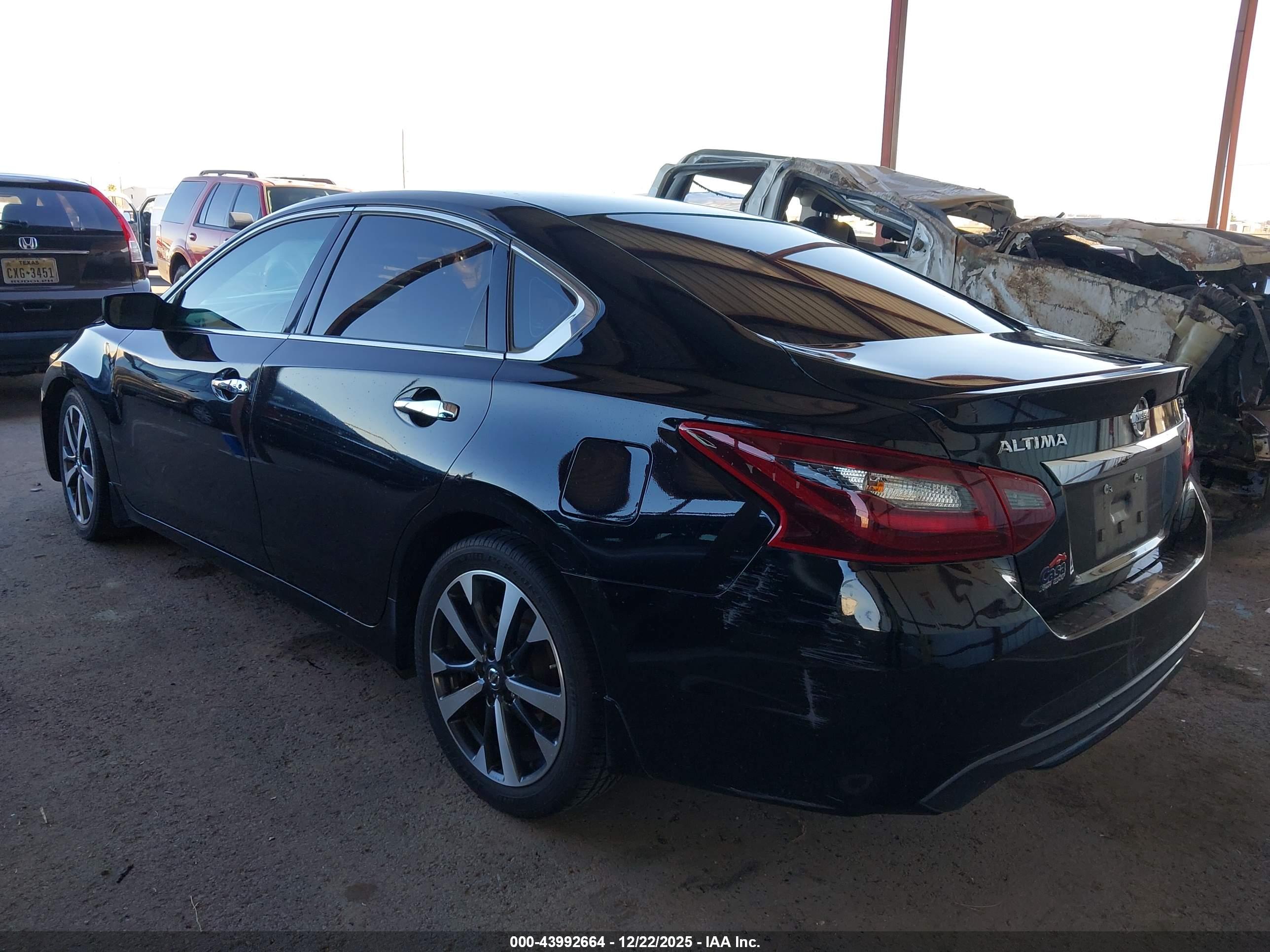 NISSAN ALTIMA image 3