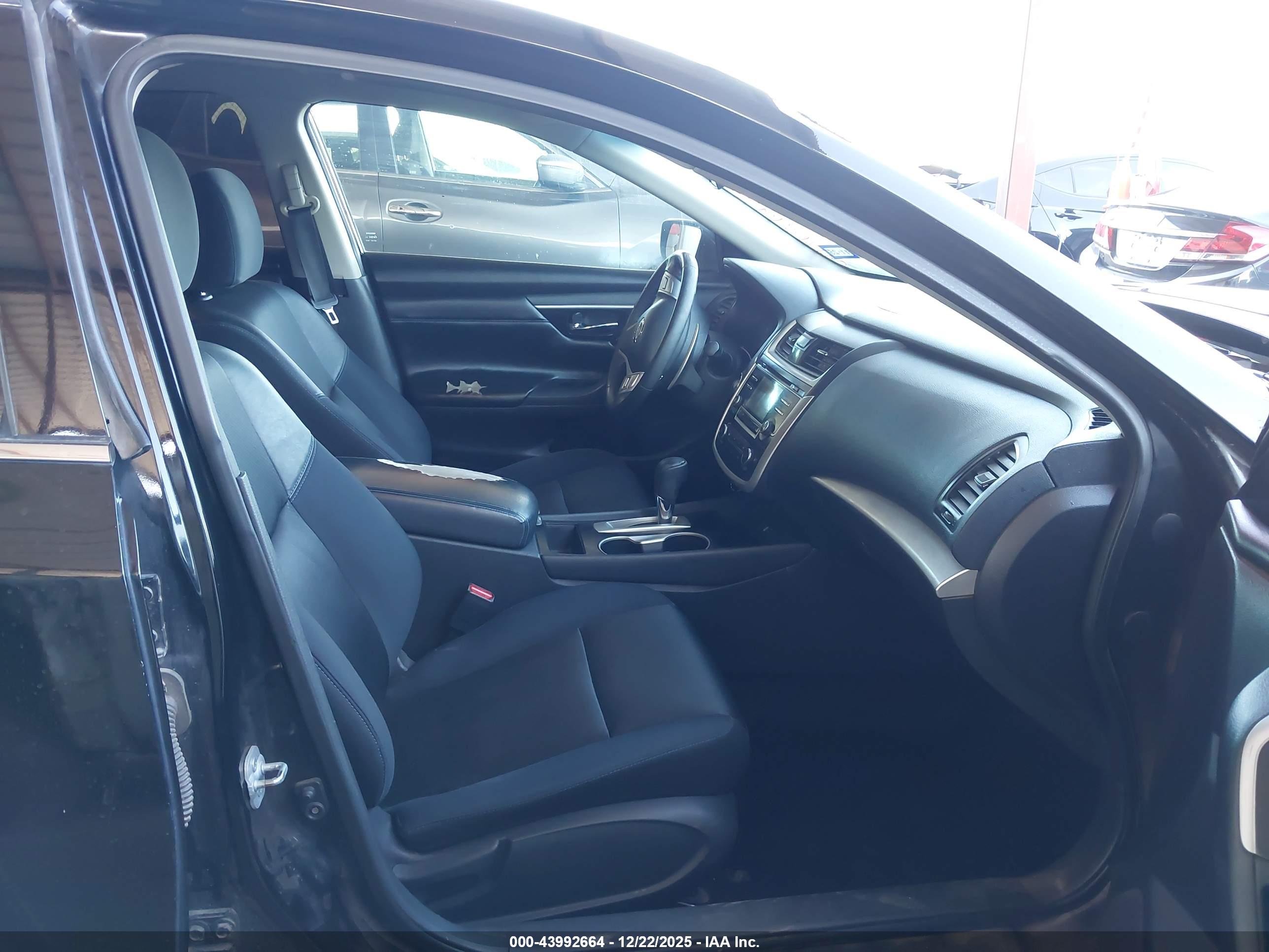 NISSAN ALTIMA image 5