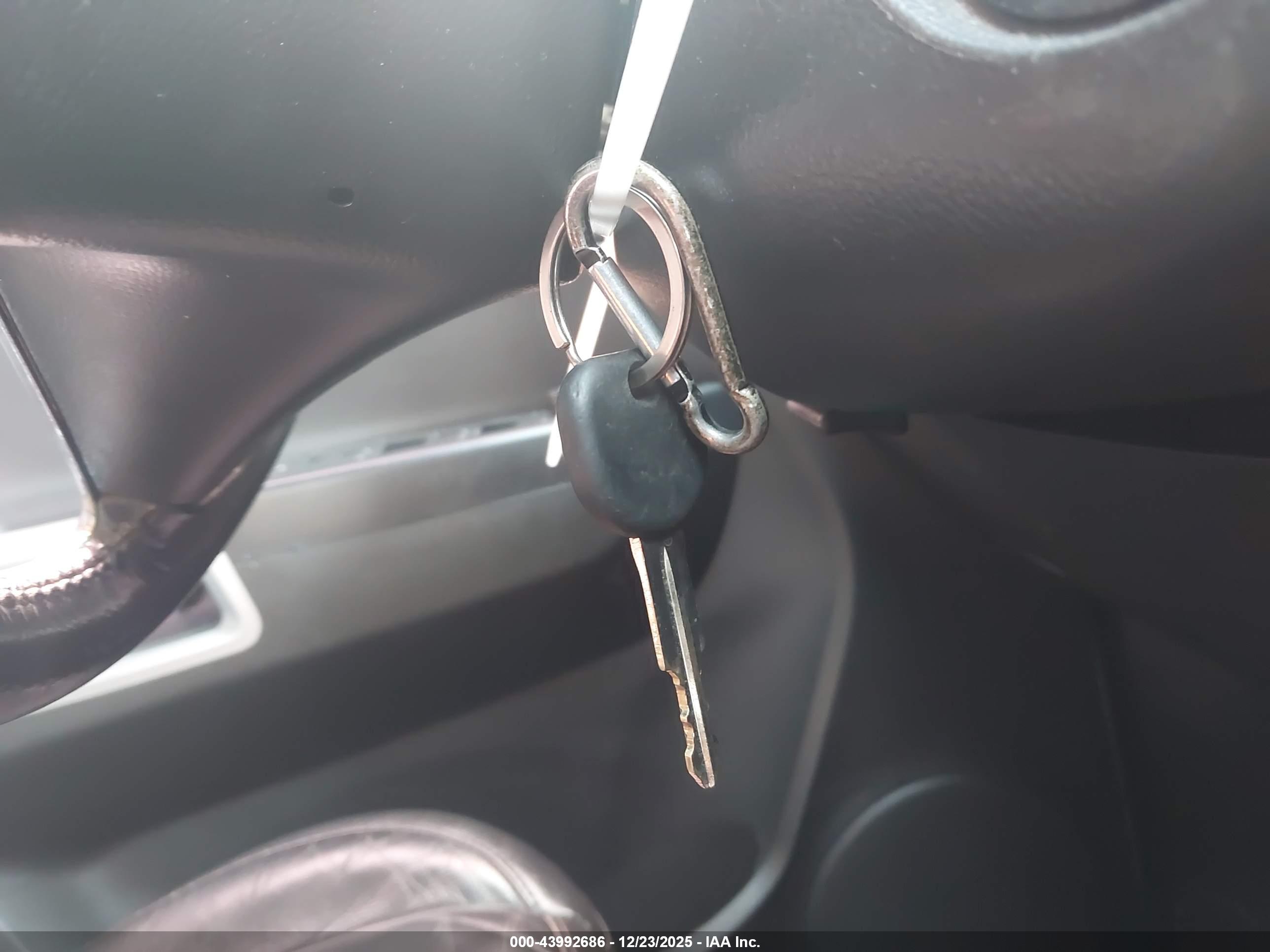 CHEVROLET CAPTIVA image 11