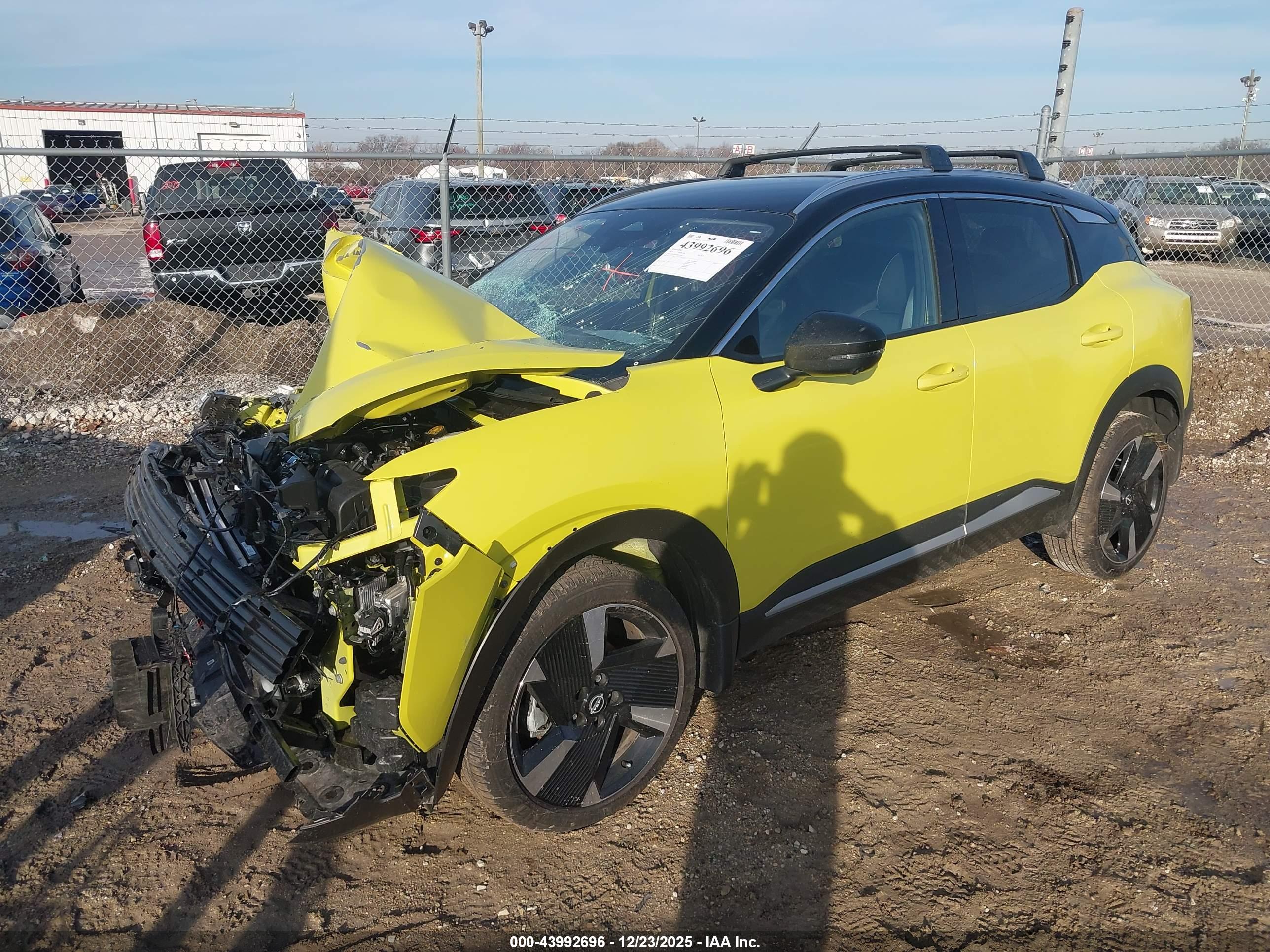 NISSAN KICKS image 2