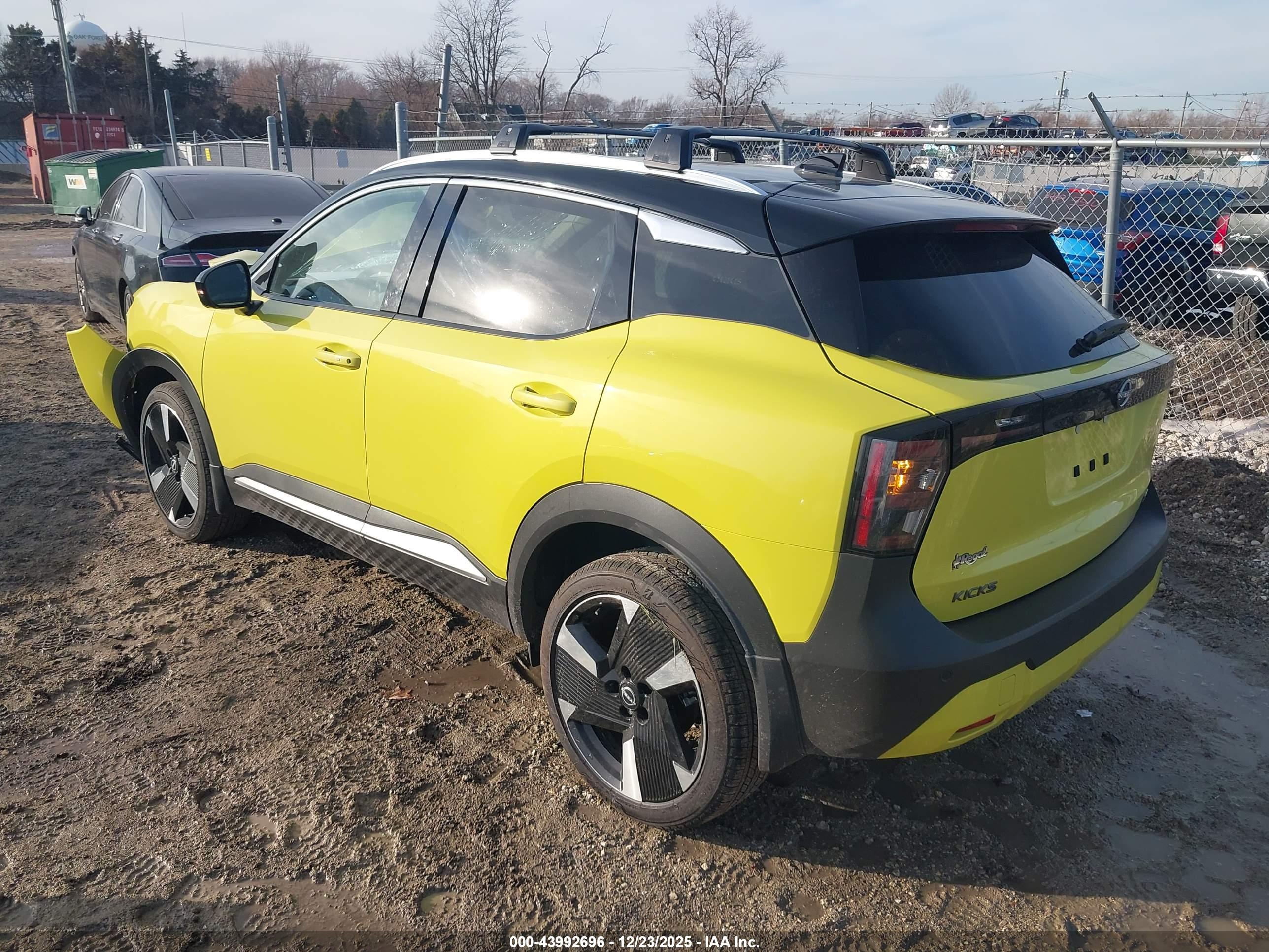NISSAN KICKS image 3