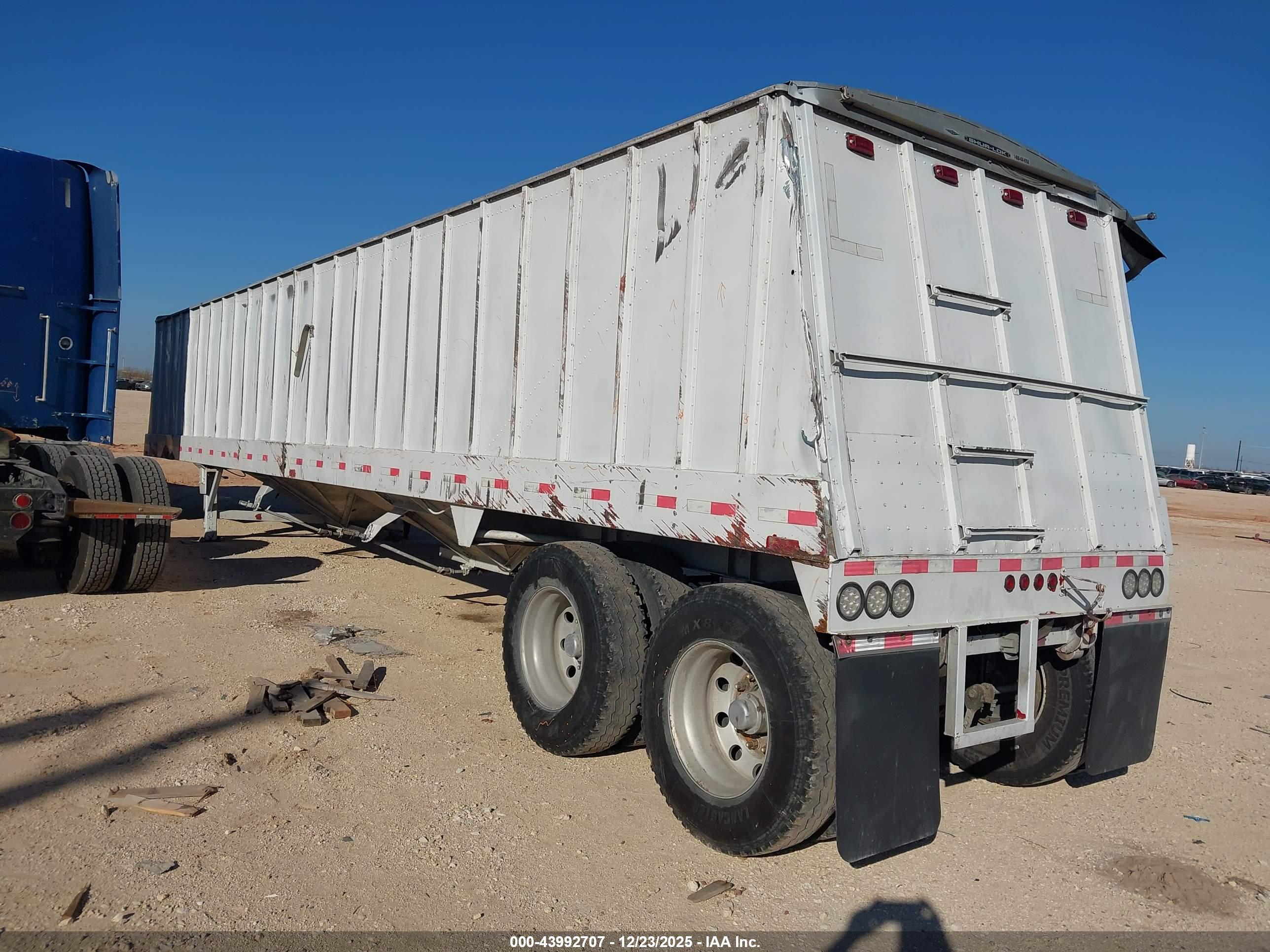 MERRITT EQUIPMENT image 3