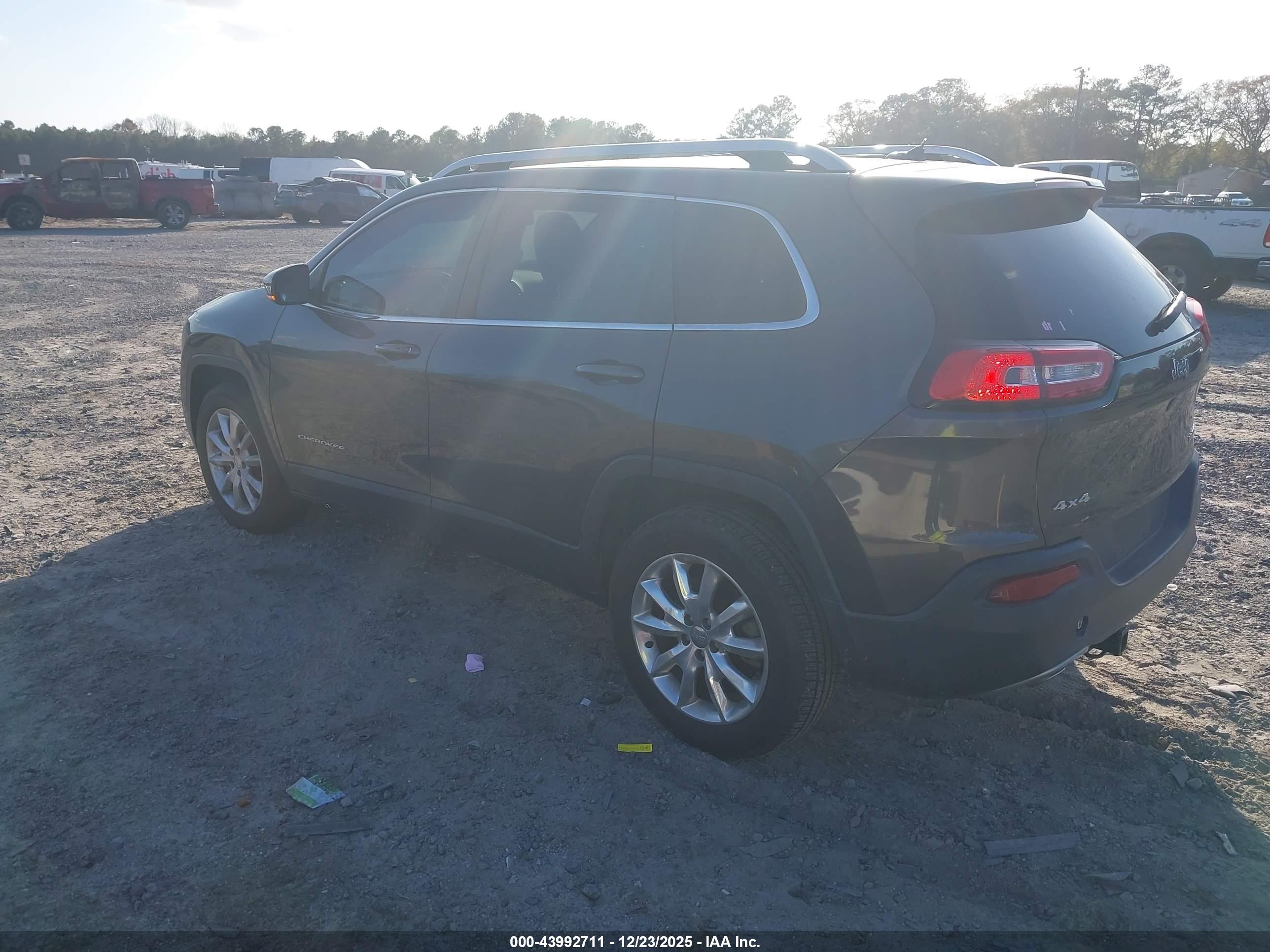 JEEP CHEROKEE image 3
