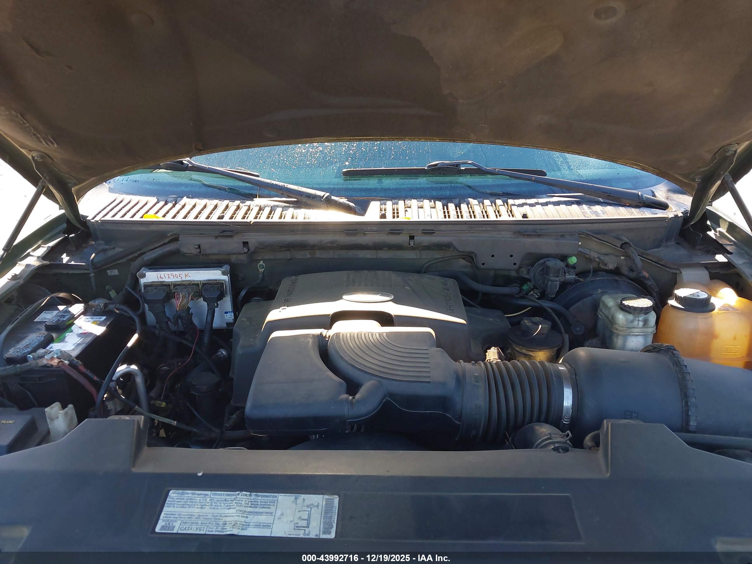 FORD EXPEDITION image 10