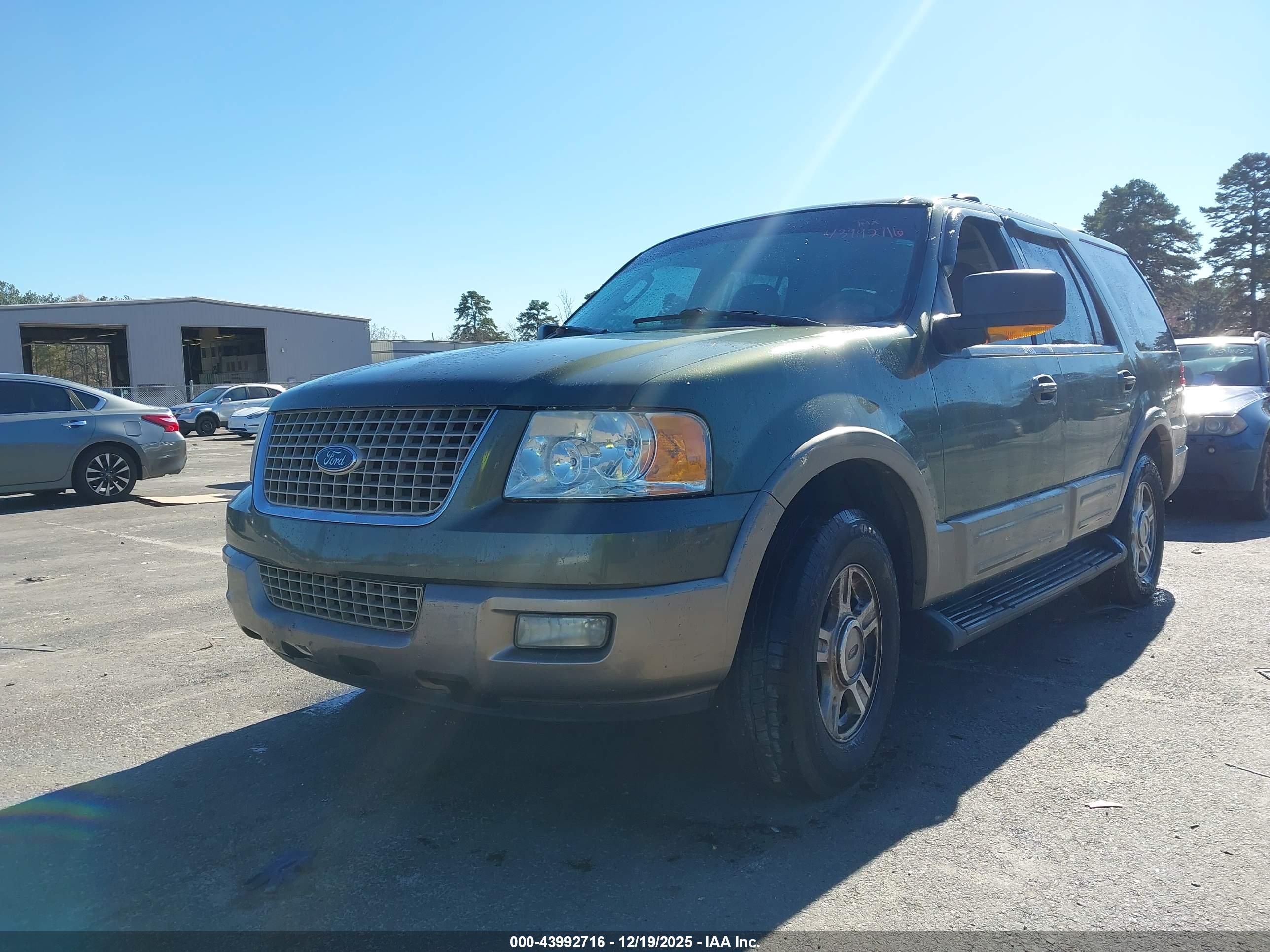 FORD EXPEDITION image 2