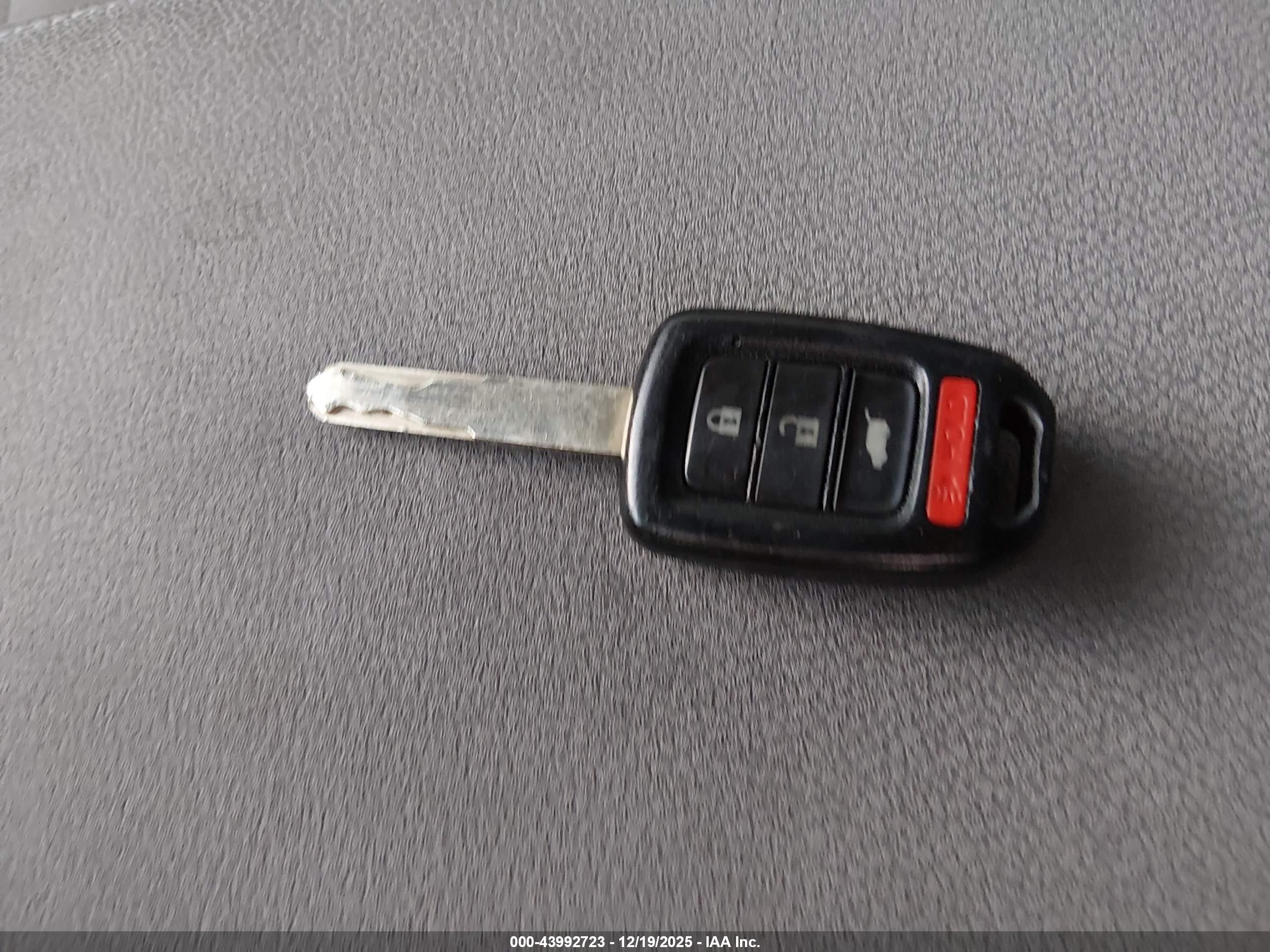 HONDA CR-V image 11