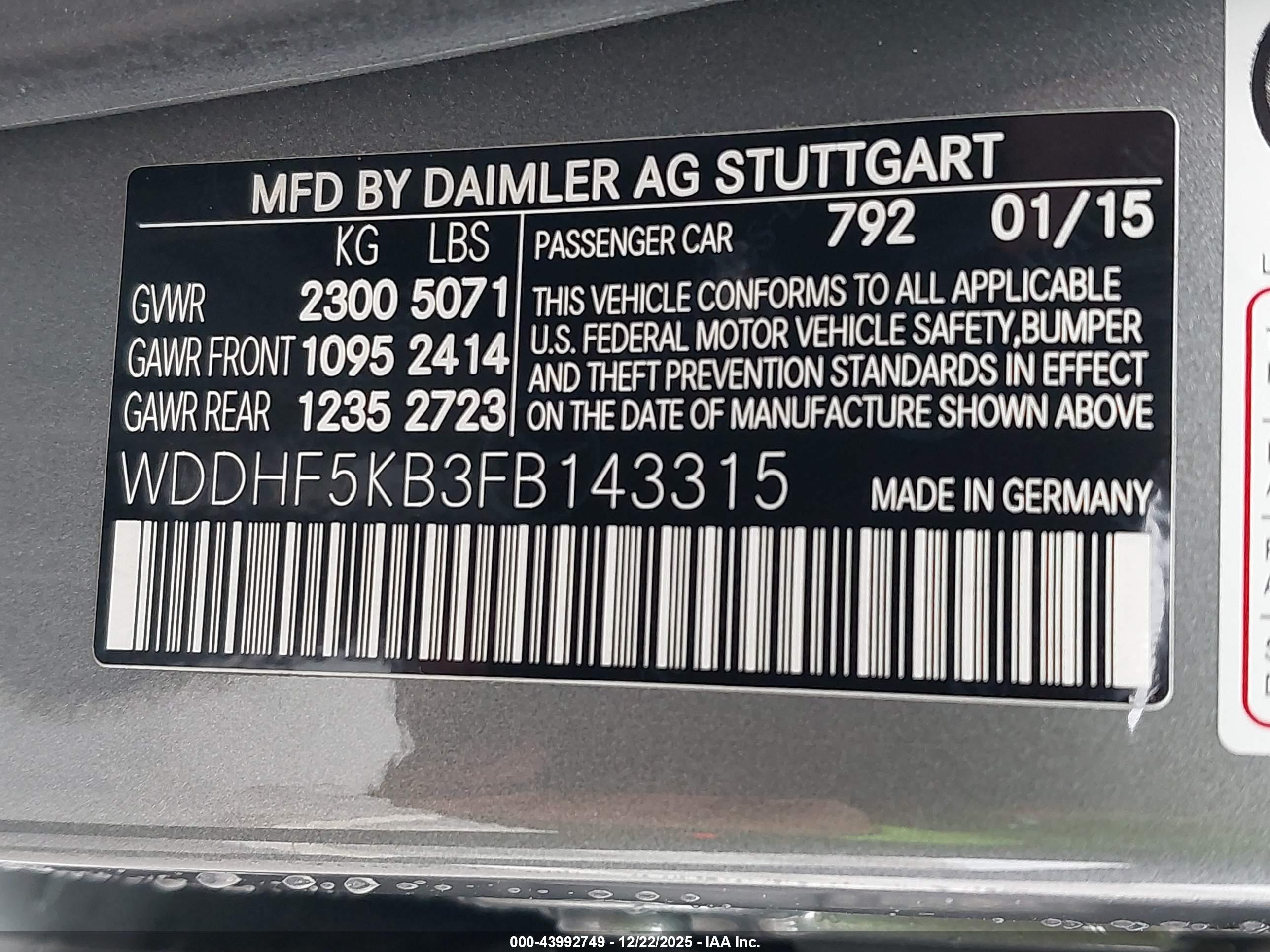MERCEDES-BENZ E image 9