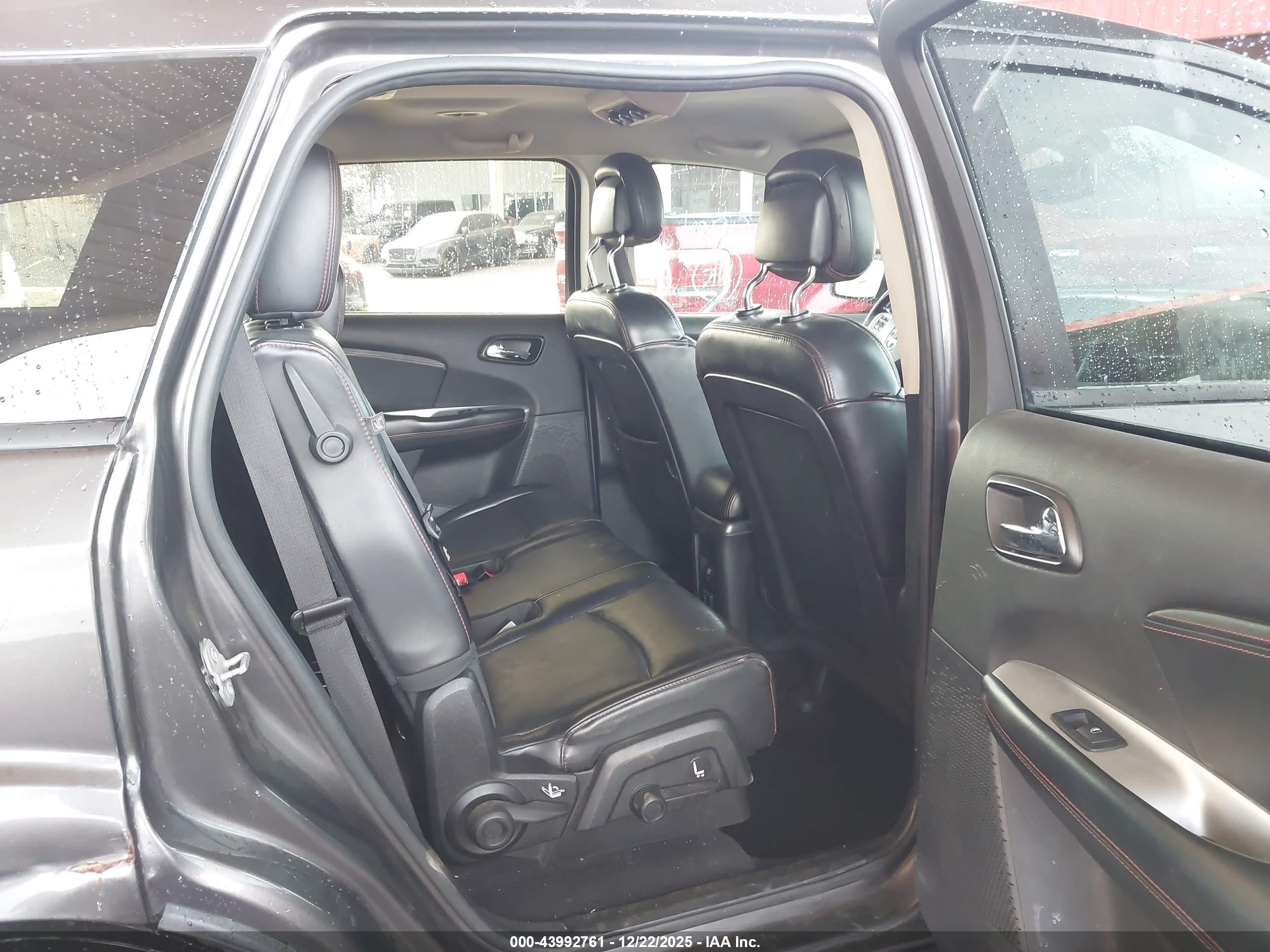 DODGE JOURNEY image 8