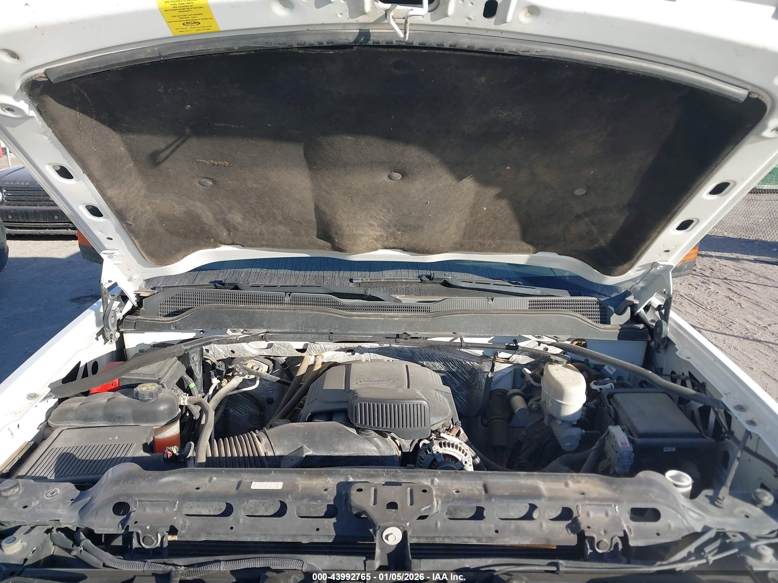 CHEVROLET SILVERADO image 10