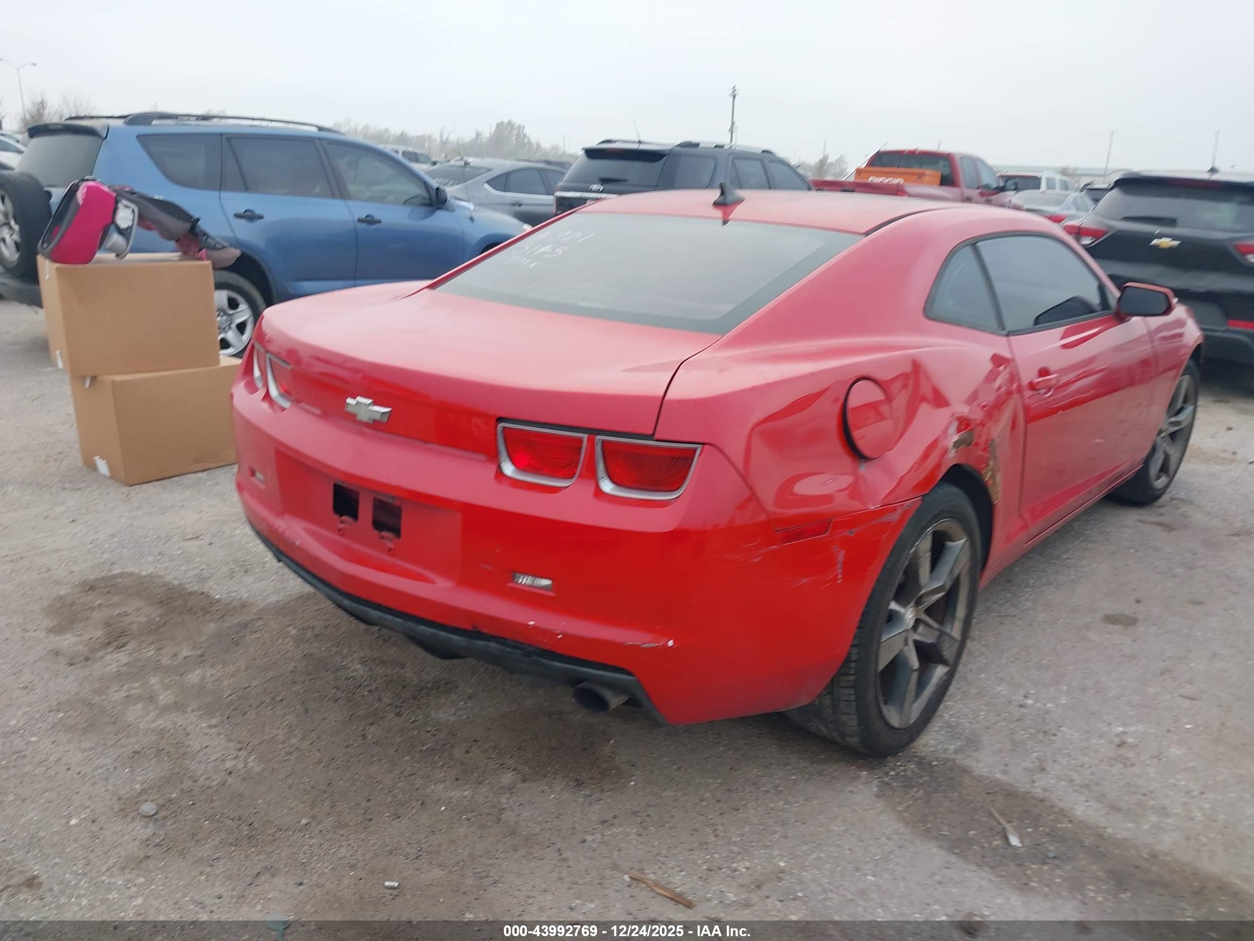 CHEVROLET CAMARO image 4