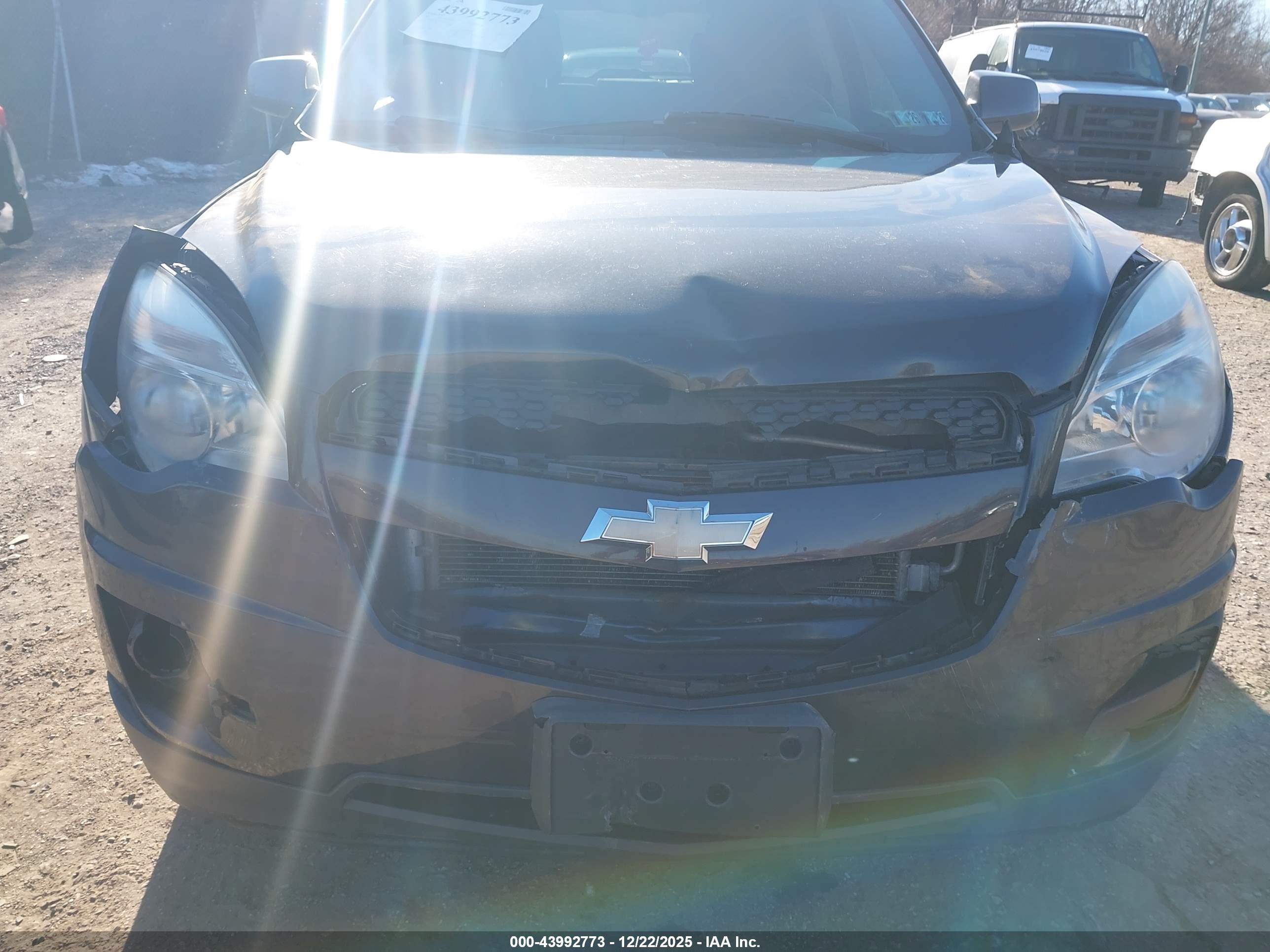 CHEVROLET EQUINOX image 6