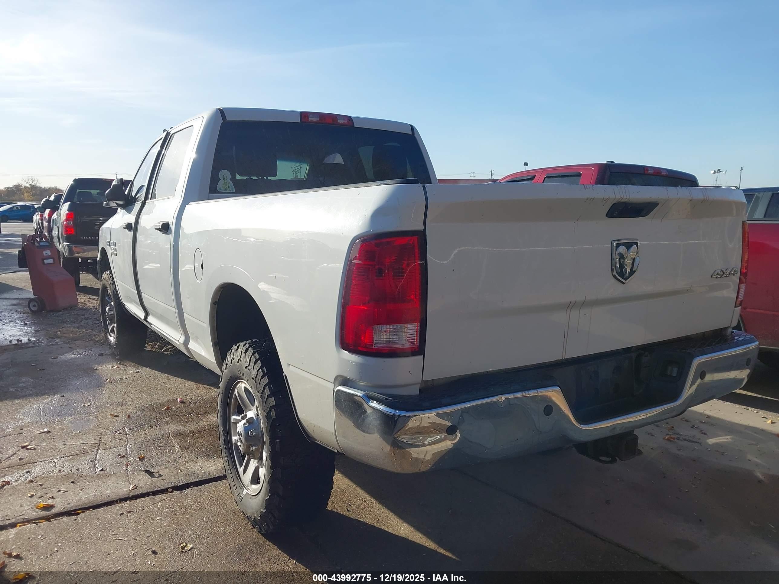 RAM 2500 image 3