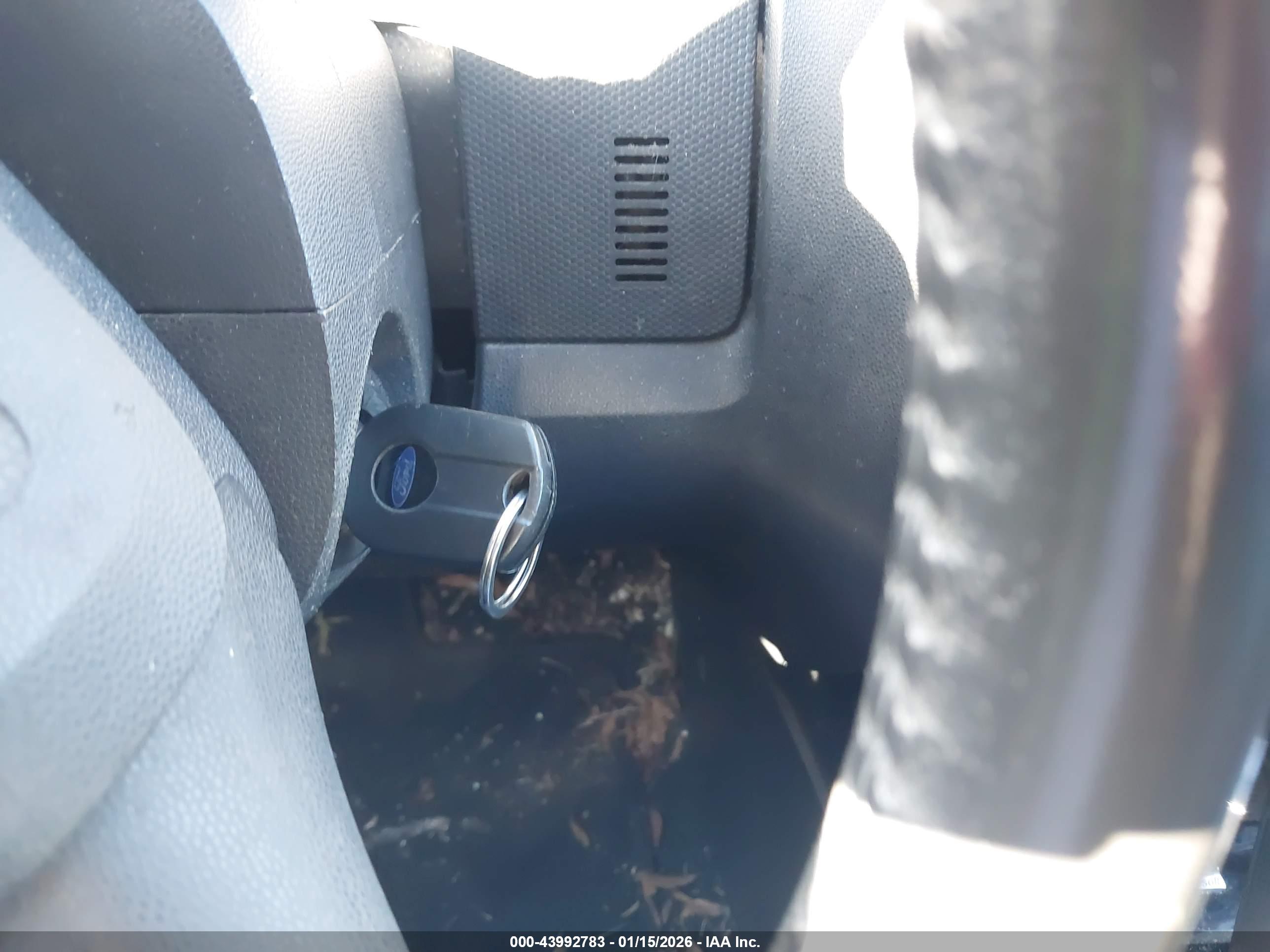 FORD ESCAPE image 11