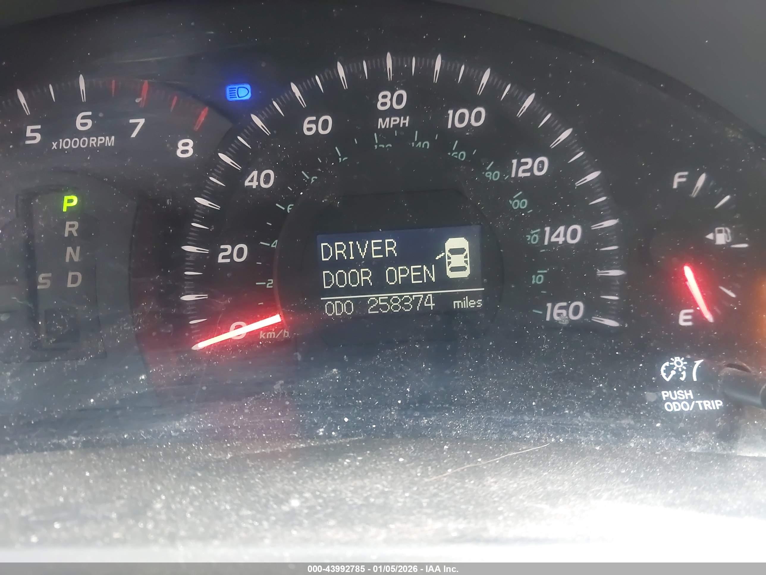 TOYOTA CAMRY image 7