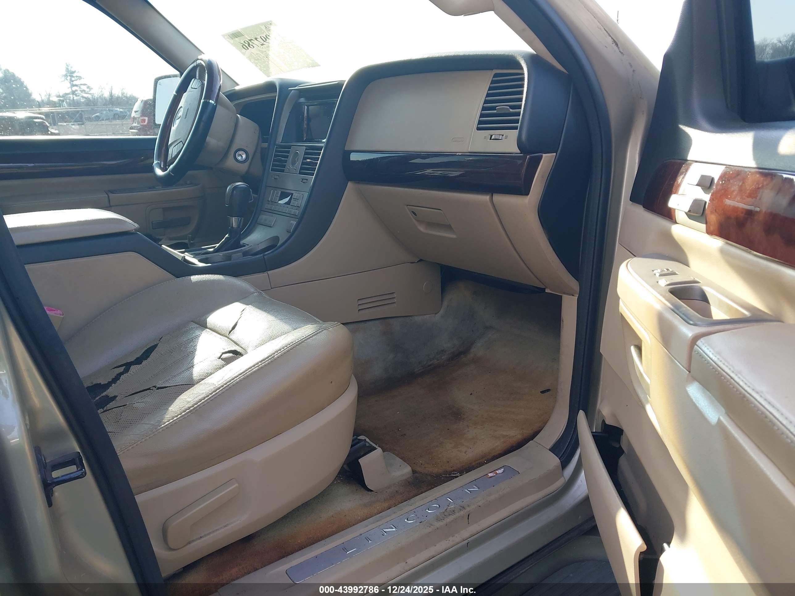 LINCOLN AVIATOR image 5