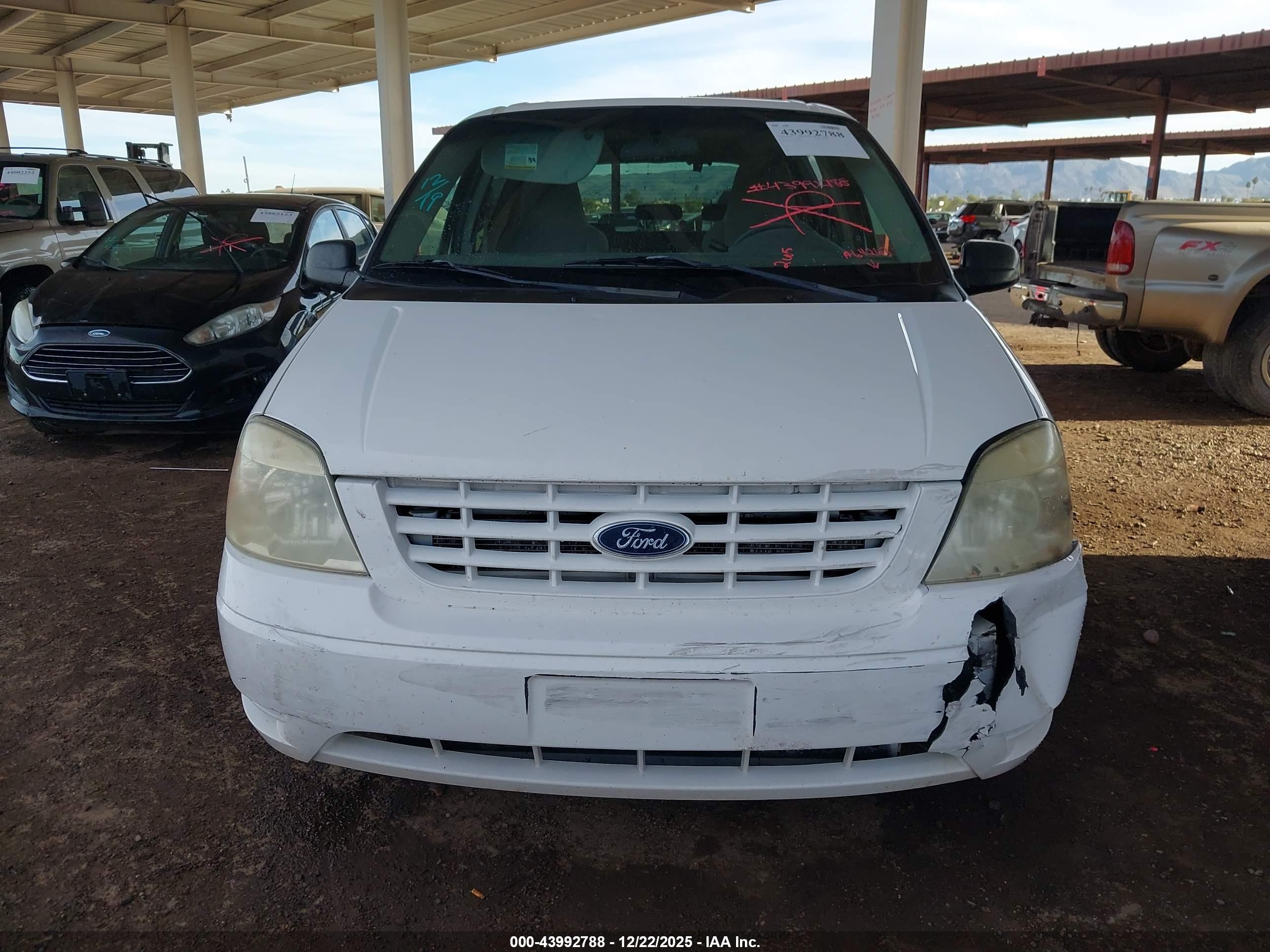 FORD FREESTAR image 6
