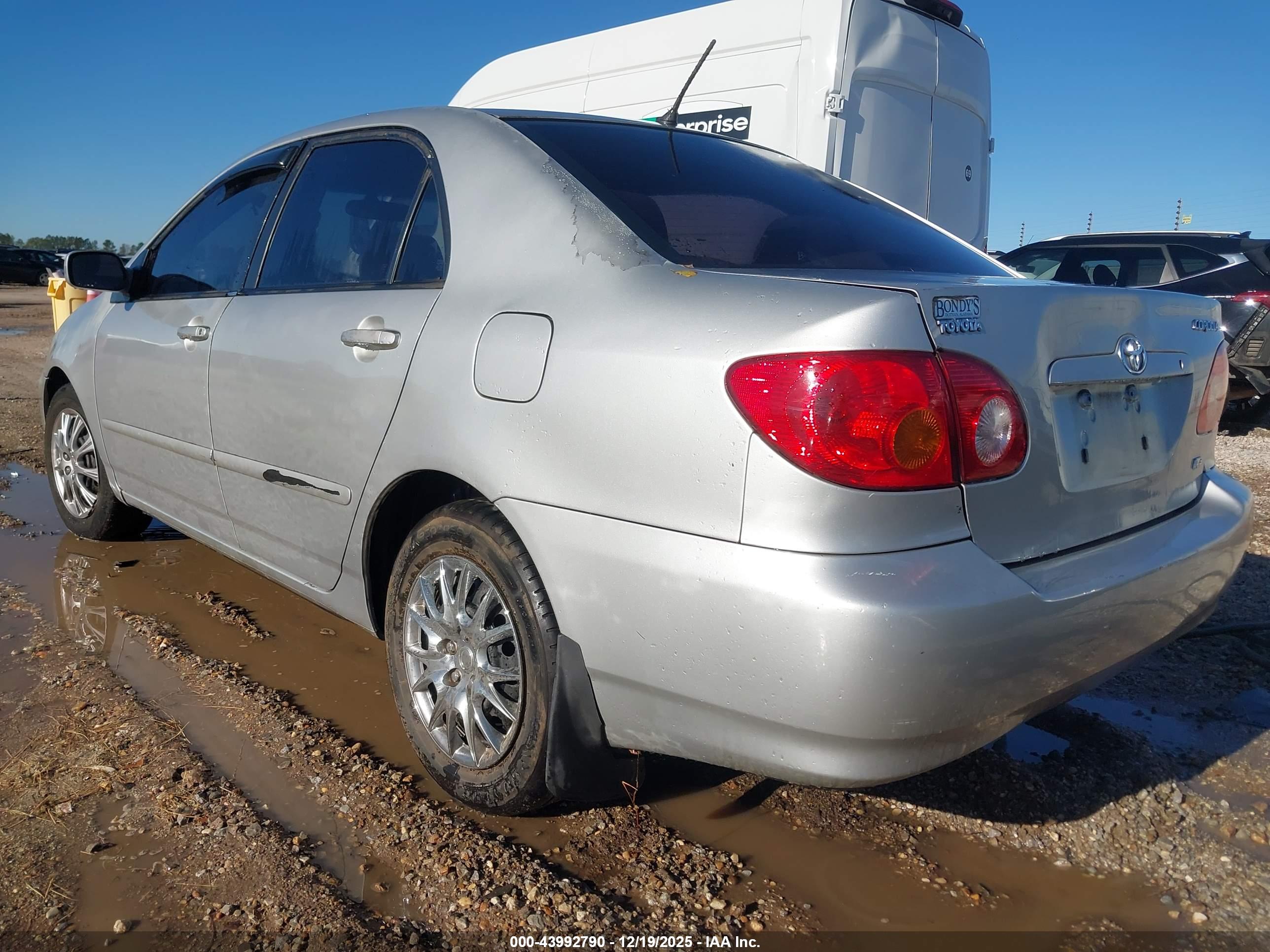 TOYOTA COROLLA image 3