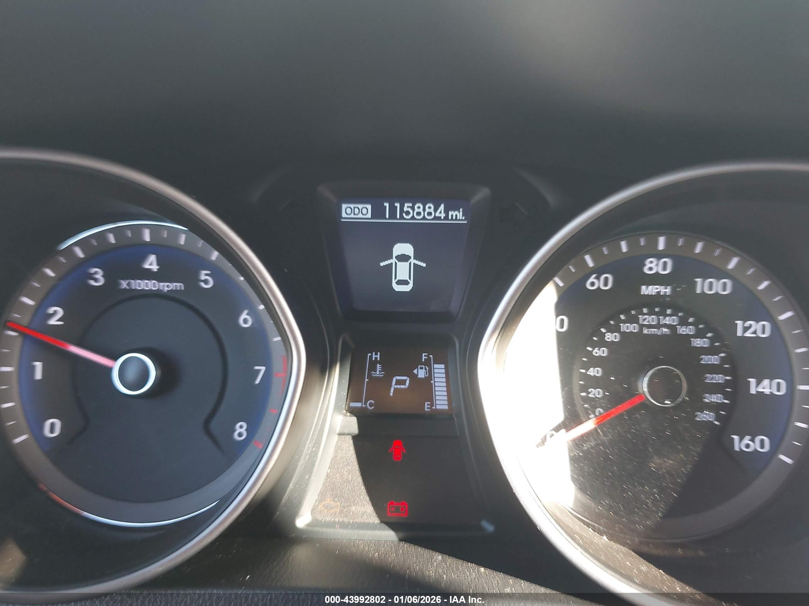 HYUNDAI ELANTRA image 7