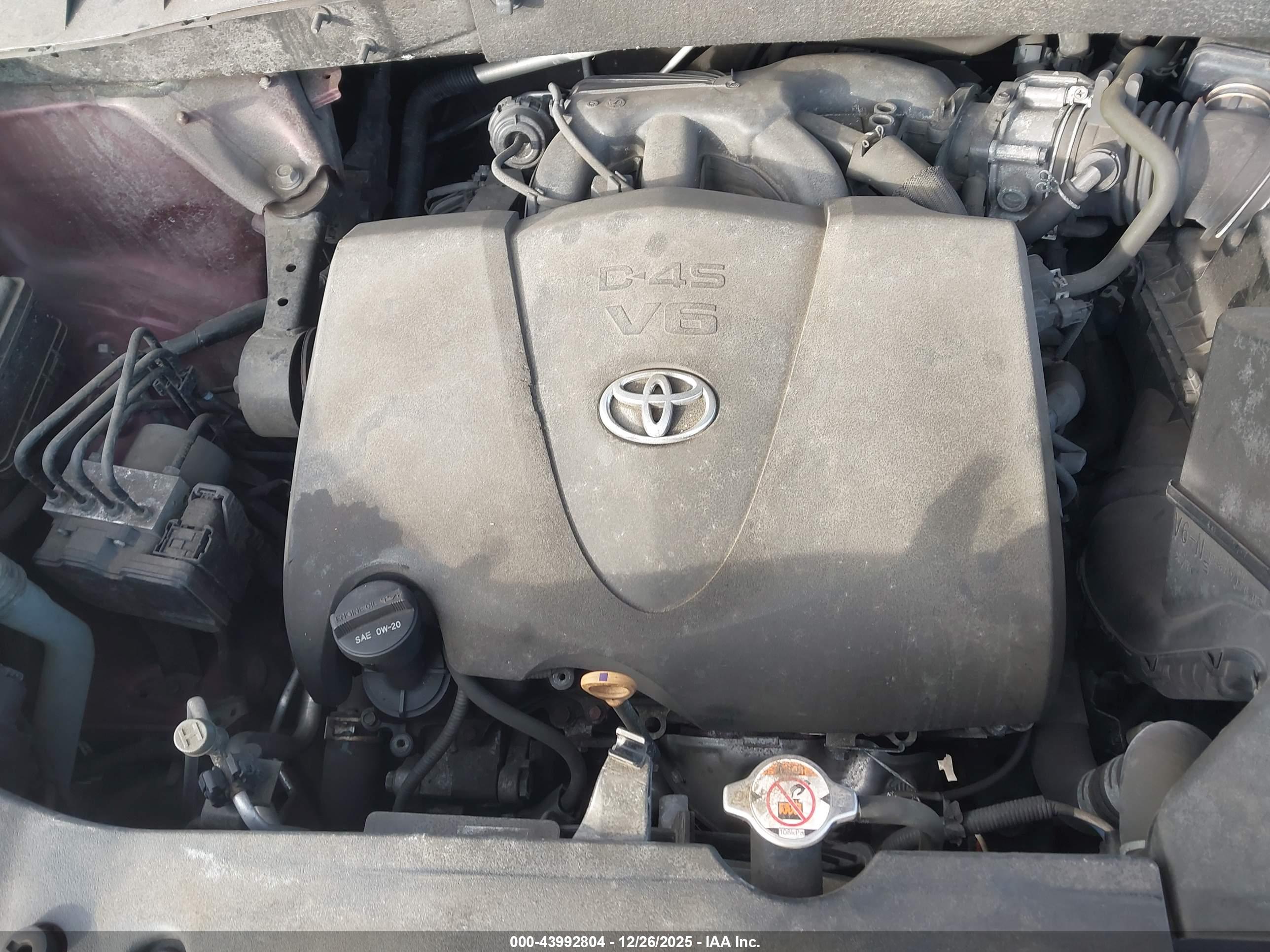 TOYOTA HIGHLANDER image 10