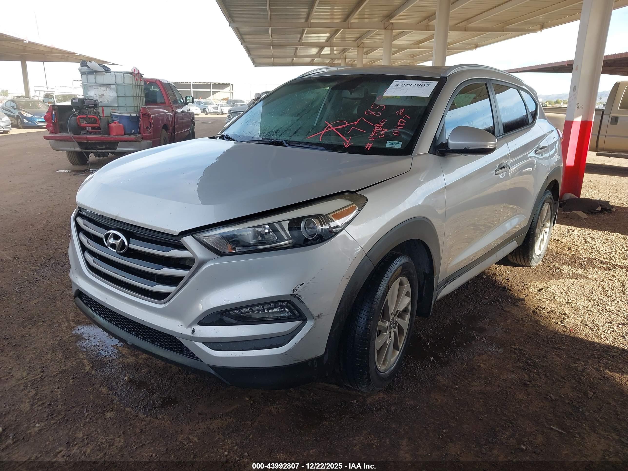 HYUNDAI TUCSON image 2