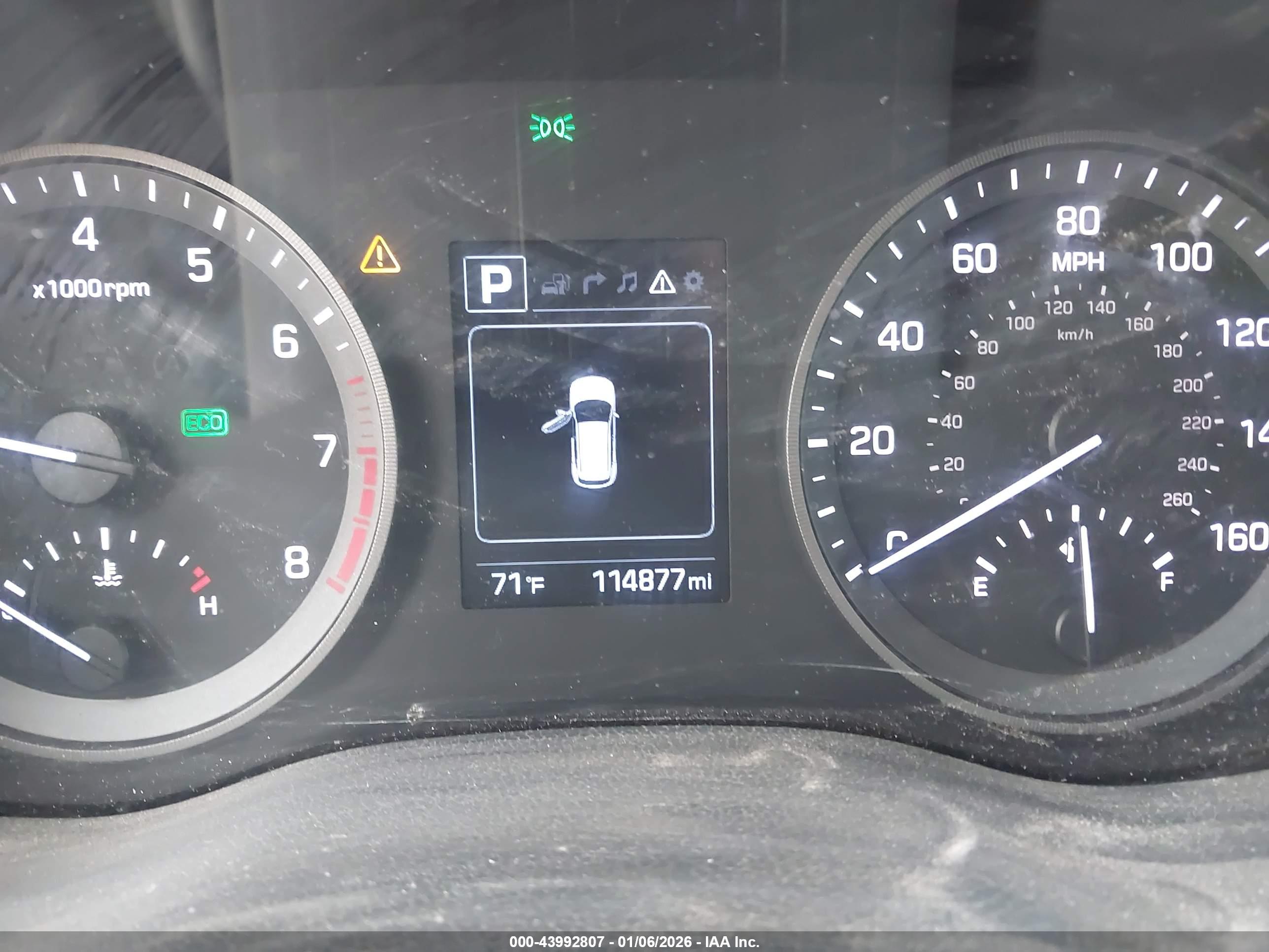 HYUNDAI TUCSON image 7