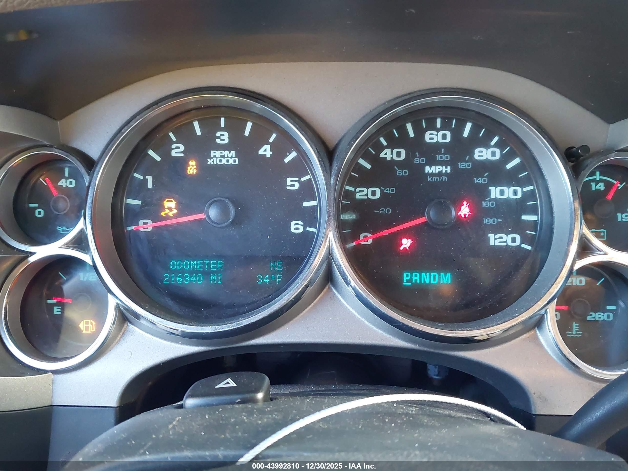 CHEVROLET SILVERADO image 7