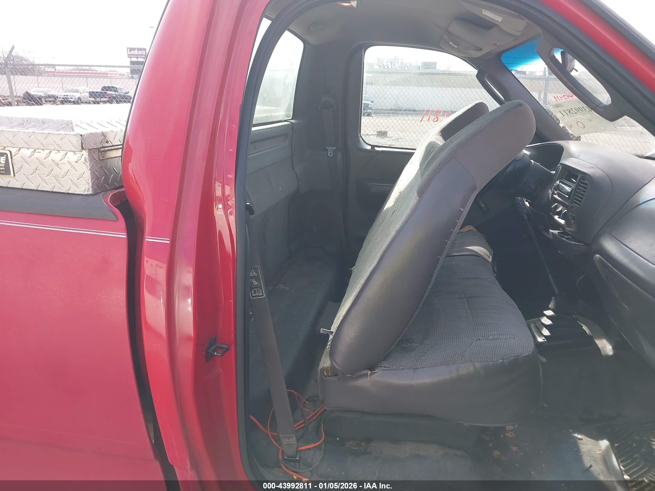 FORD F-150 image 8