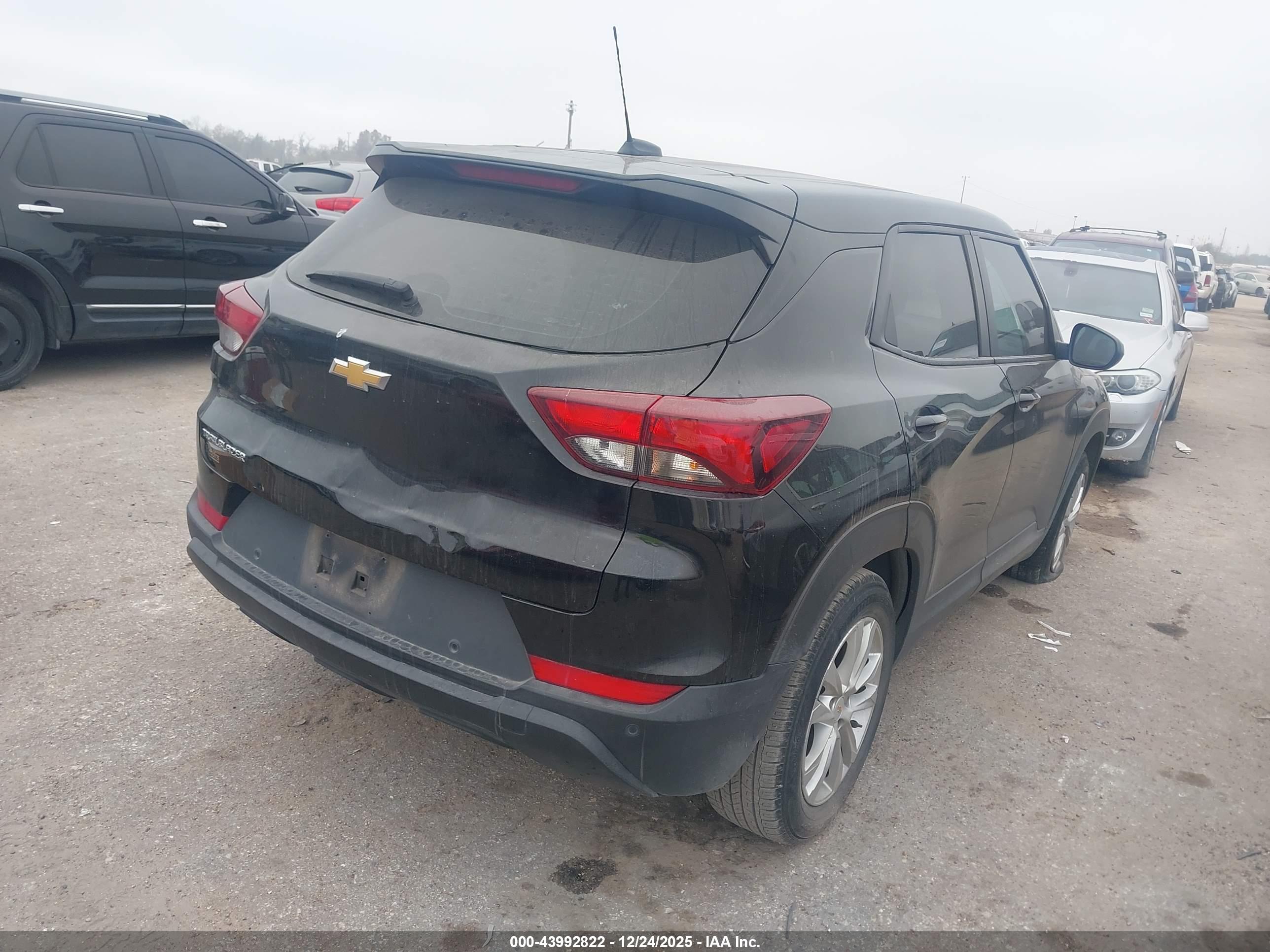 CHEVROLET TRAILBLAZER image 4
