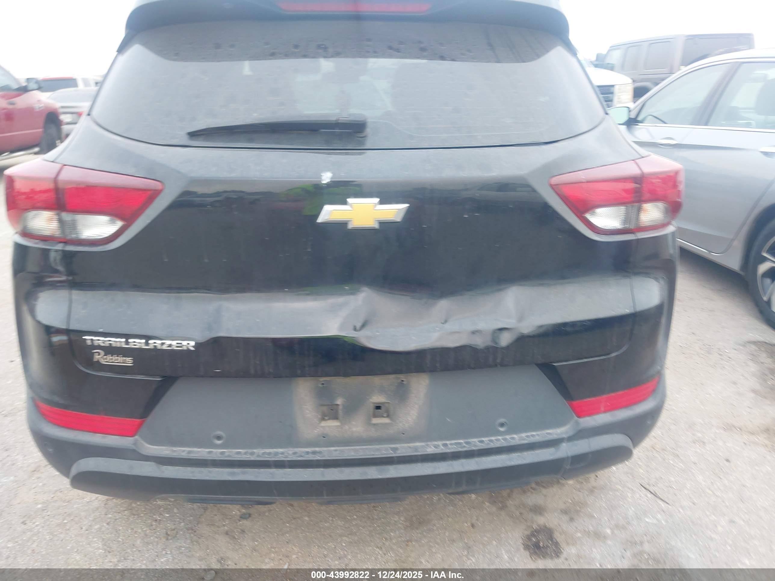 CHEVROLET TRAILBLAZER image 6
