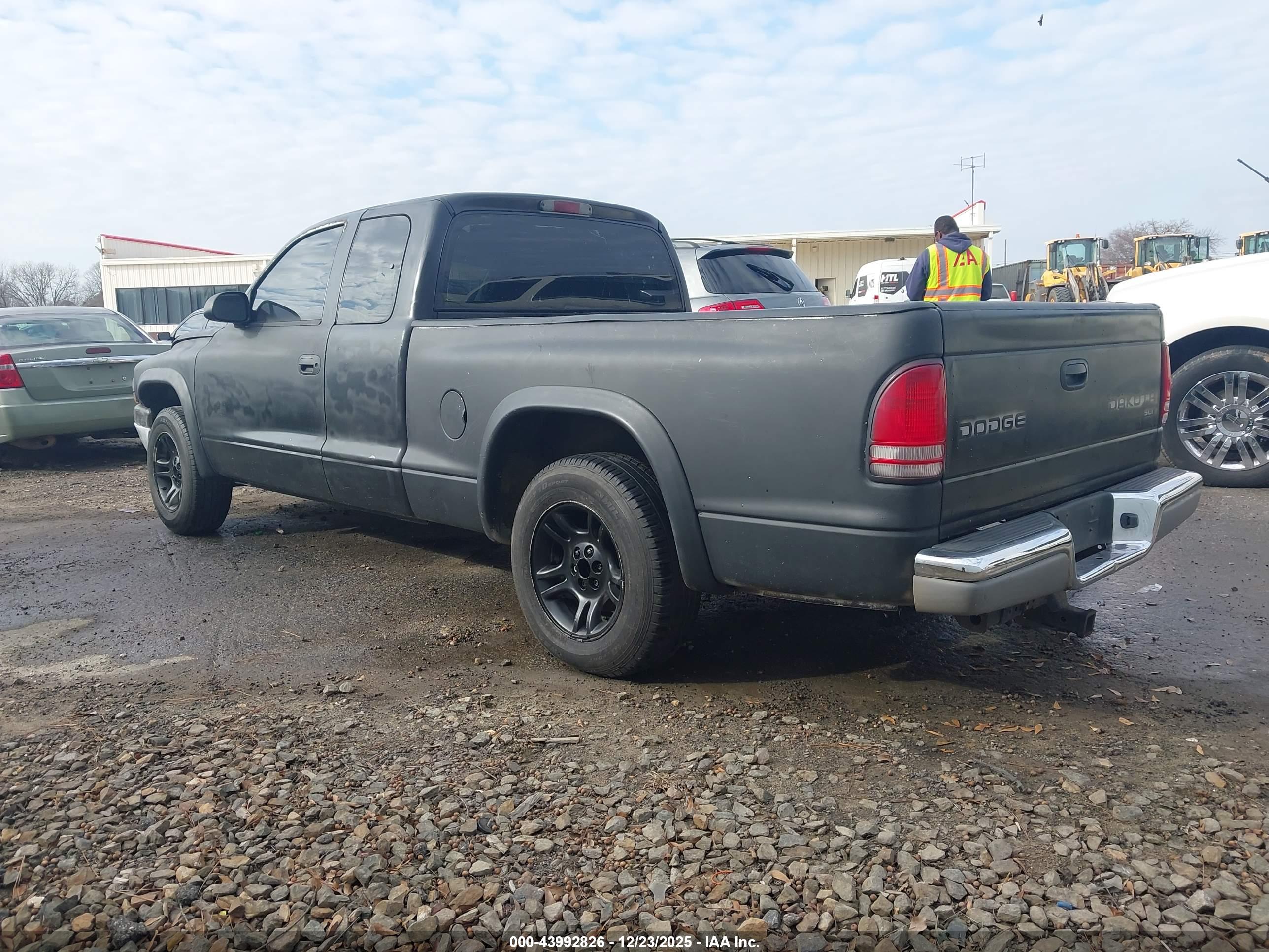 DODGE DAKOTA image 3