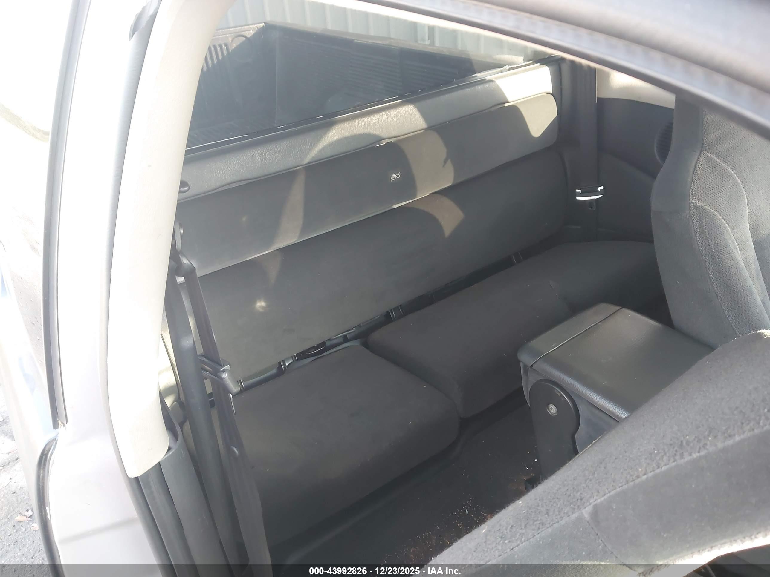 DODGE DAKOTA image 8