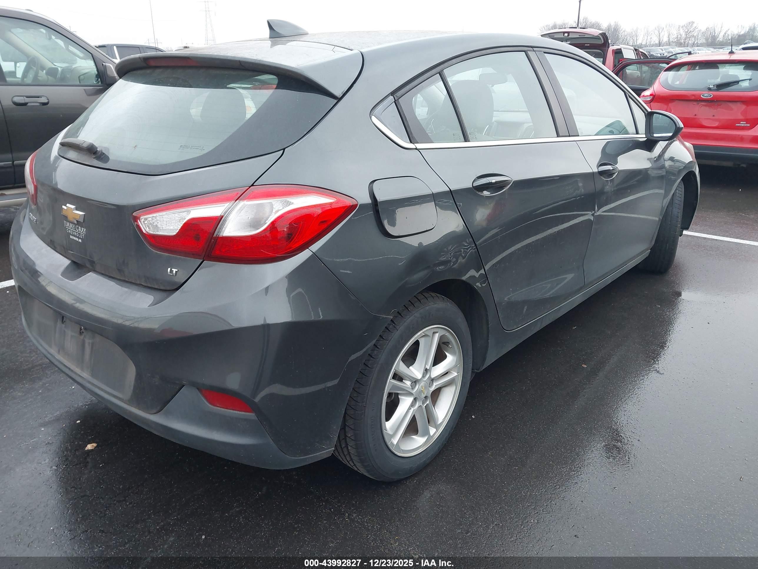 CHEVROLET CRUZE image 4