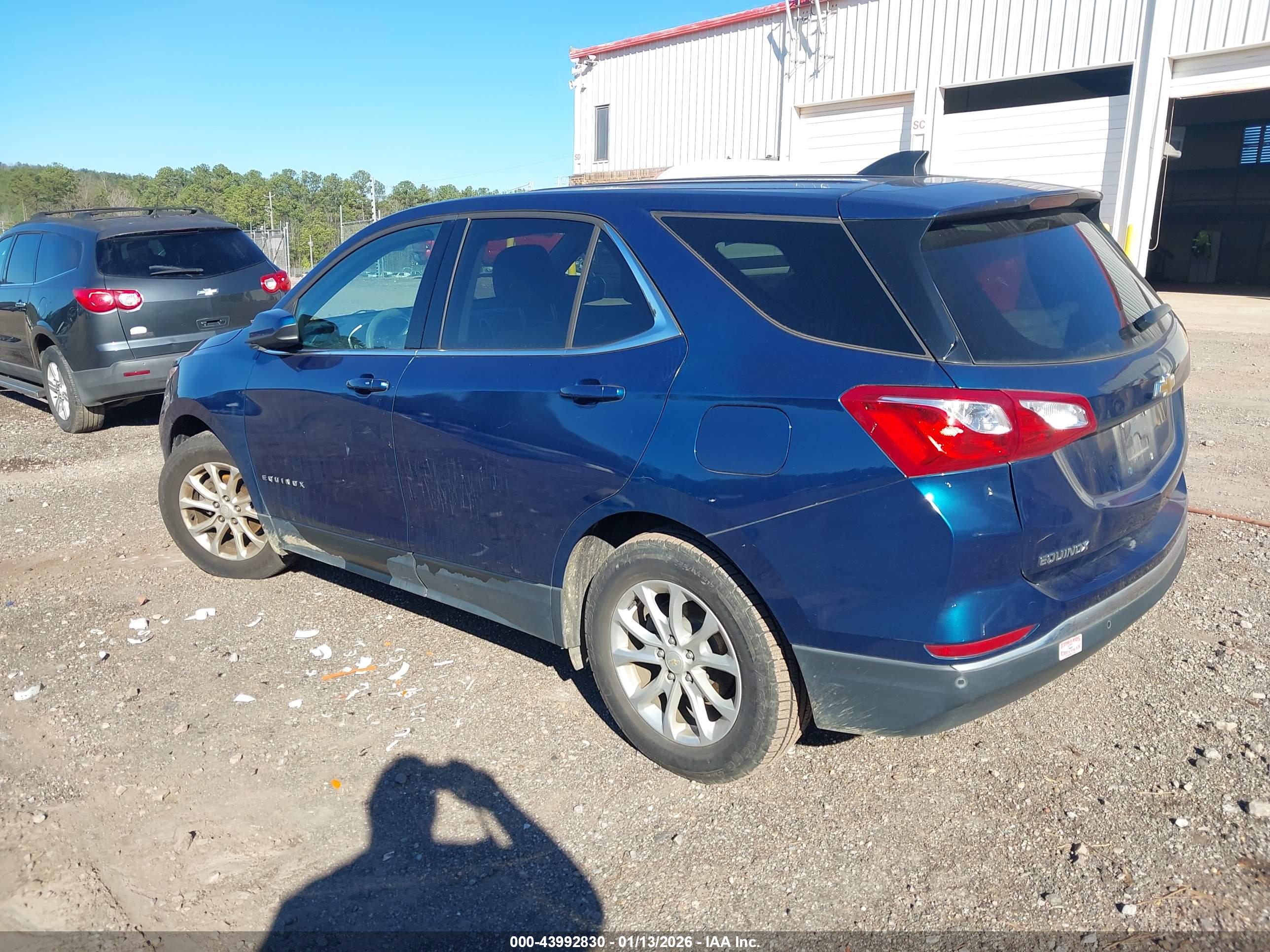 CHEVROLET EQUINOX image 3