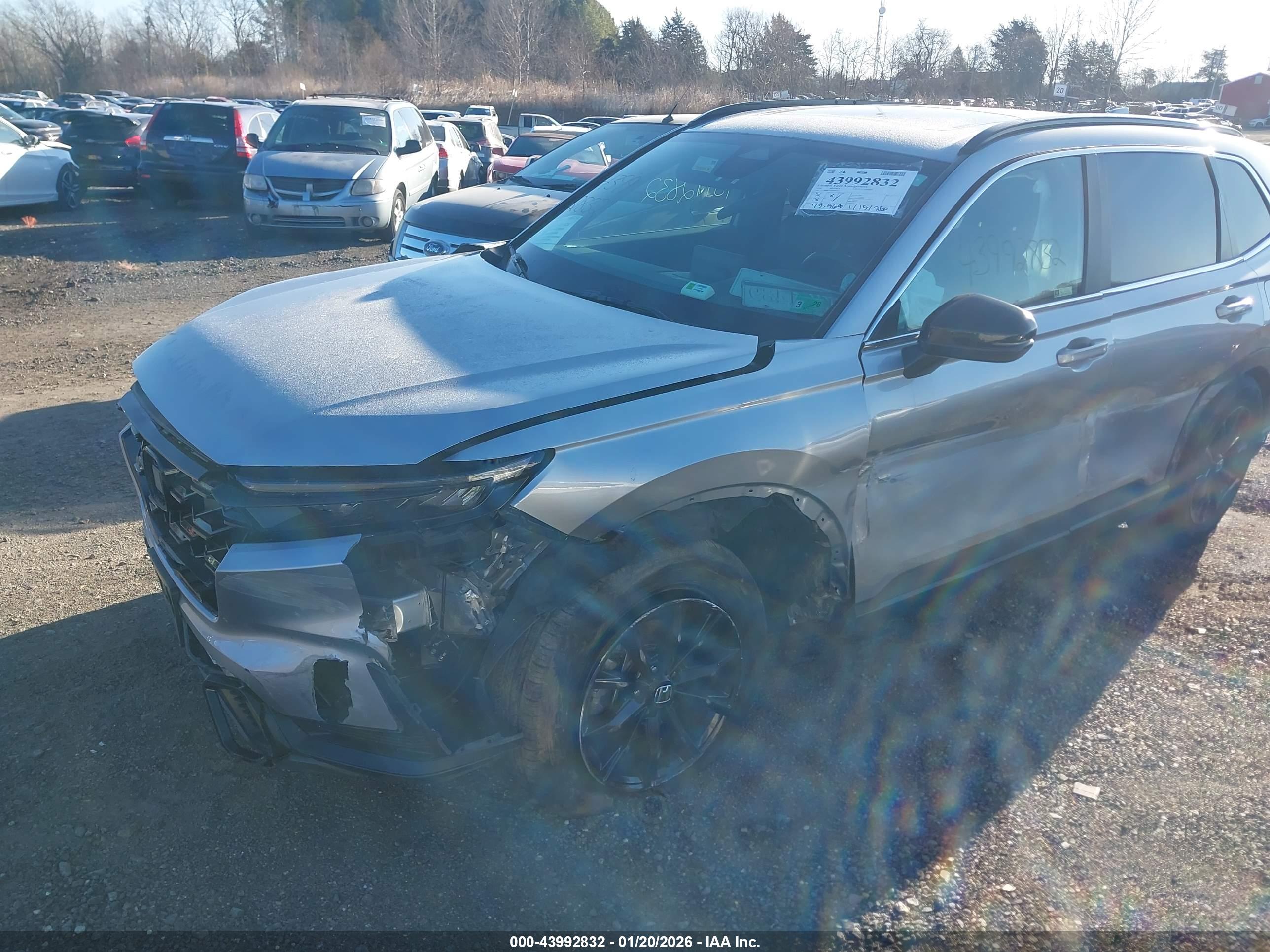 HONDA CR-V image 2