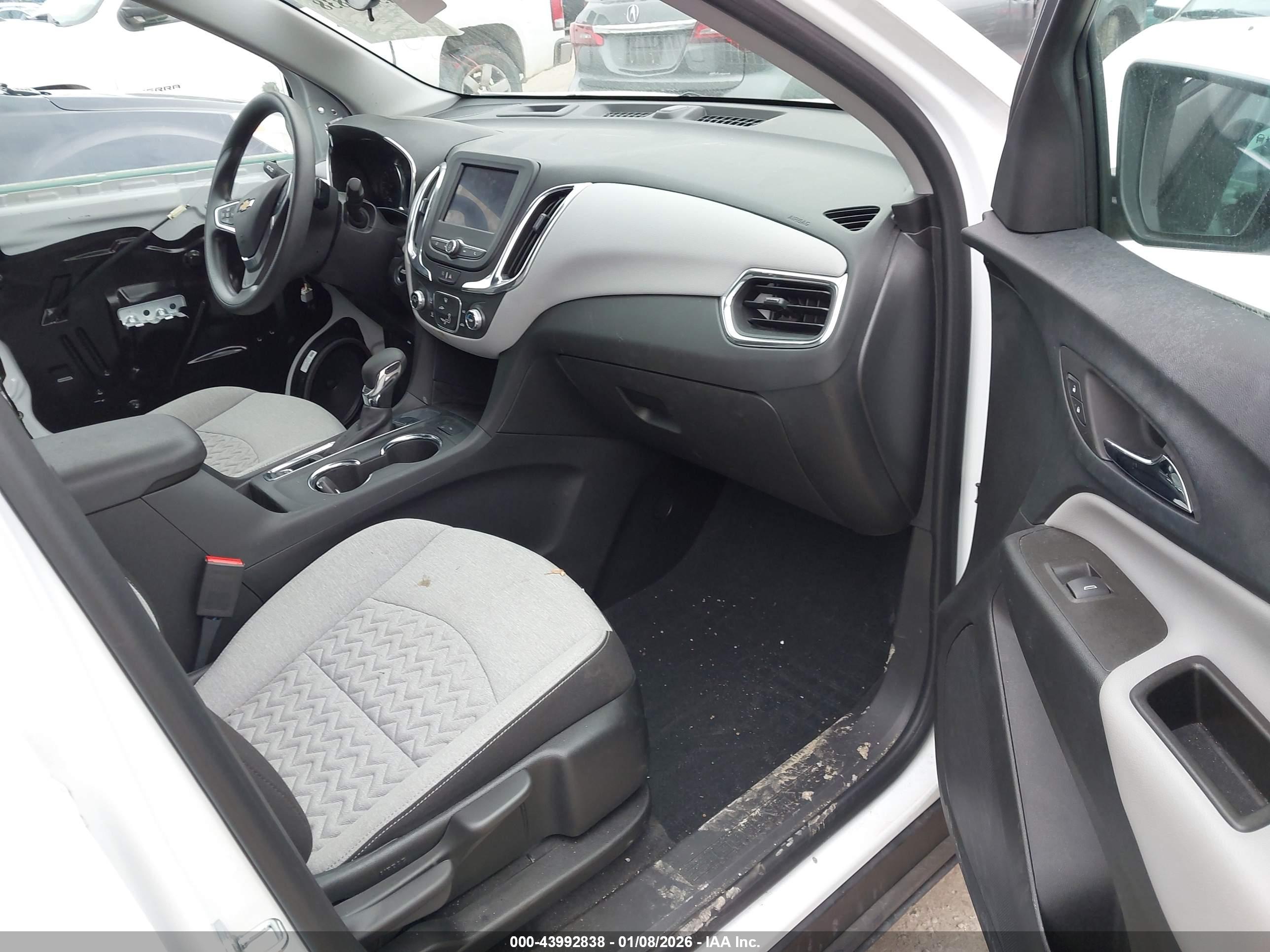 CHEVROLET EQUINOX image 5