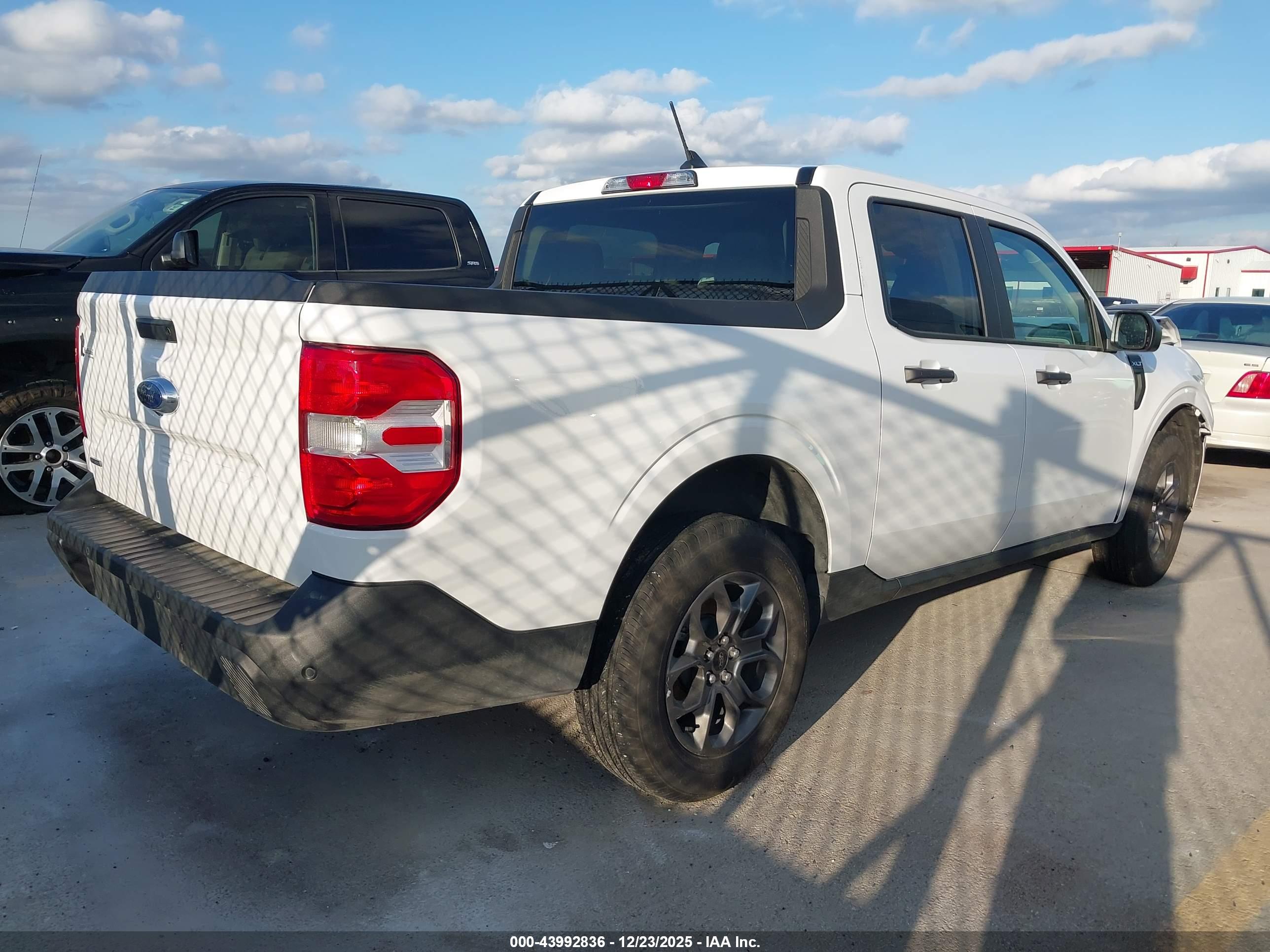 FORD MAVERICK image 4